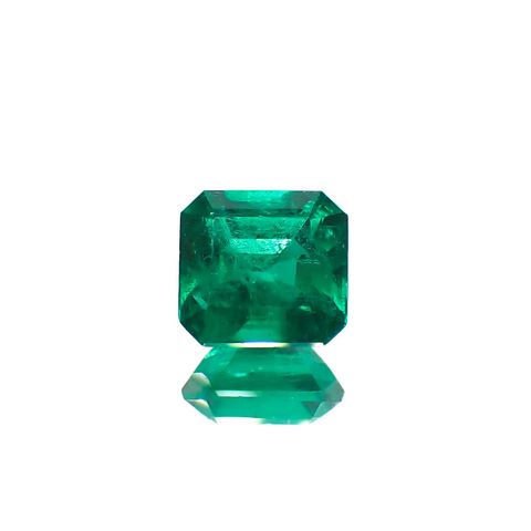 エメラルド(宝石名エメラルド)コロンビア産 0.55ct 識別済[221018884]5.1x4.8mm前後
