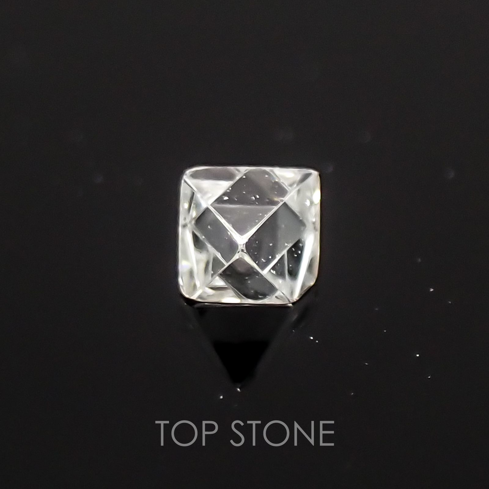 ソーヤブルダイヤモンド 原石 ロシア産 ルース 0.047ct[210310111]2.5×1.9mm前後