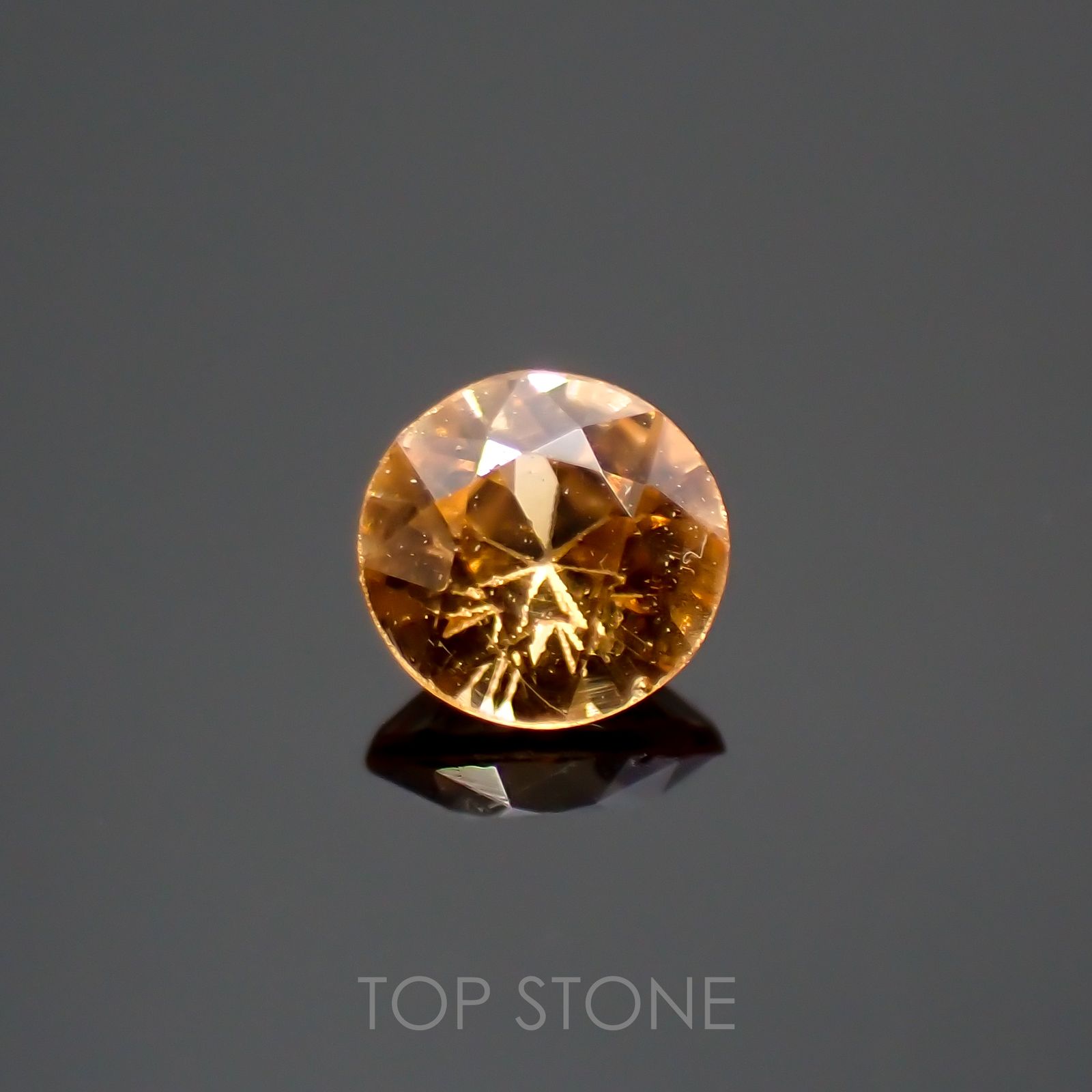 スペサルティンガーネット ケニア産 0.16ct[220114175]3.1x3.1mm前後