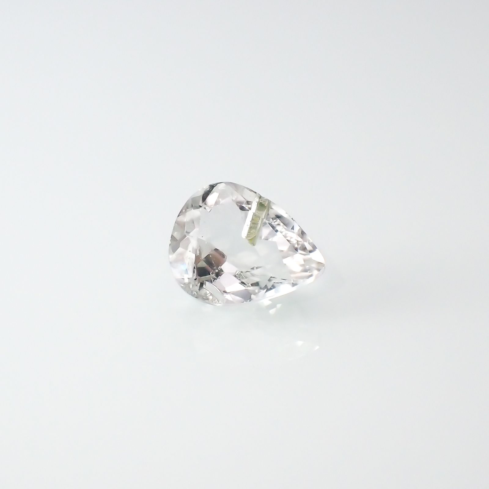 アパタイトイントパーズ(宝石名アパタイト イン トパーズ)ブラジル産 7.46ct 識別済[240225925]13.1x10.4mm前後