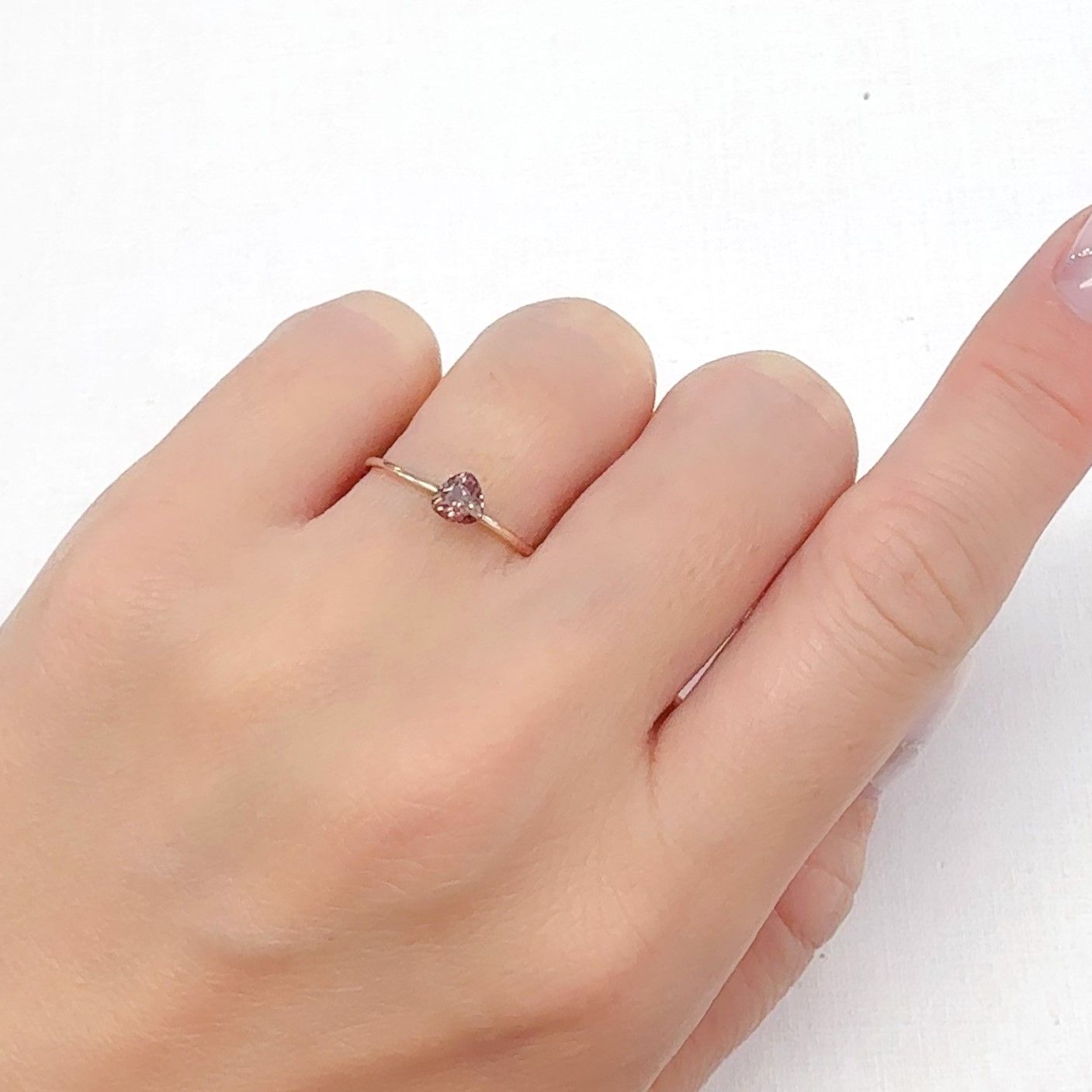 ピンクジルコン スリランカ/カンボジア産 0.58ct [240627915]4.4x4.3mm前後