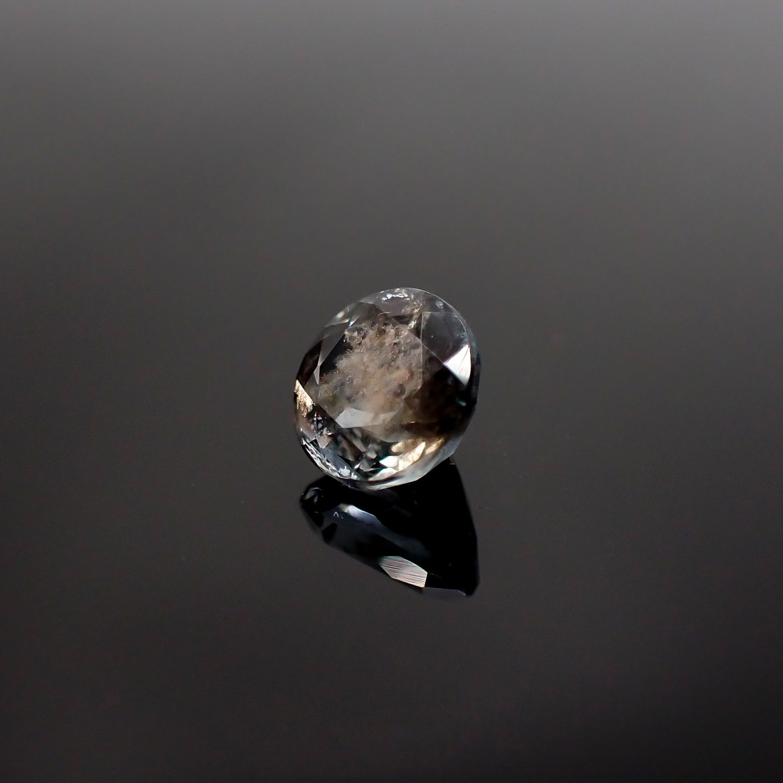 アベンチュリンアクアマリン(宝石名アクアマリン) ナイジェリア産 1.39ct 識別済[210712983]7×7mm前後