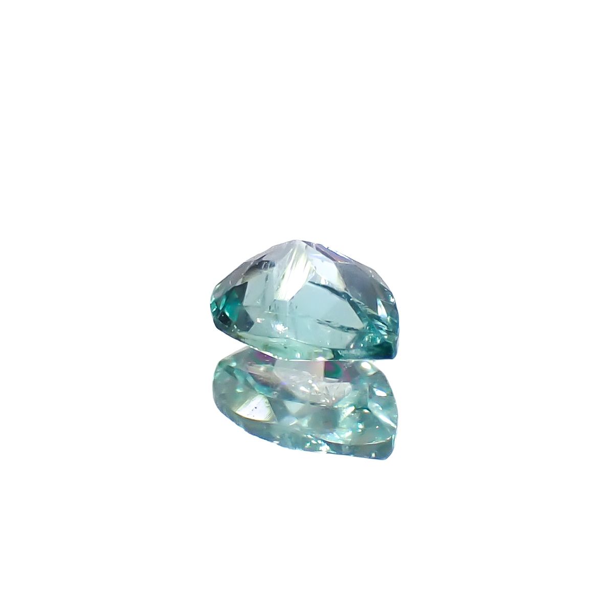 ブルーグリーンコーネルピン(宝石名ブルーグリーン・コーネルピン)タンザニア産 0.12ct 識別済[240527674]3.8x2.8mm前後