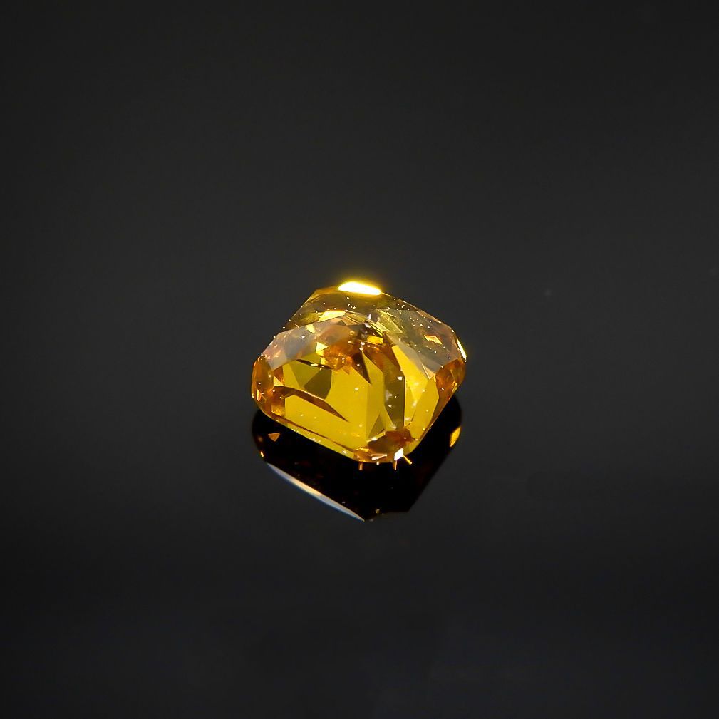 イエローダイヤモンド SI-2 / FANCY DEEP ORANGE YELLOW(宝石名ダイアモンド) 0.192ct ソ付(CGL)[220115154]3.21x3.05mm前後