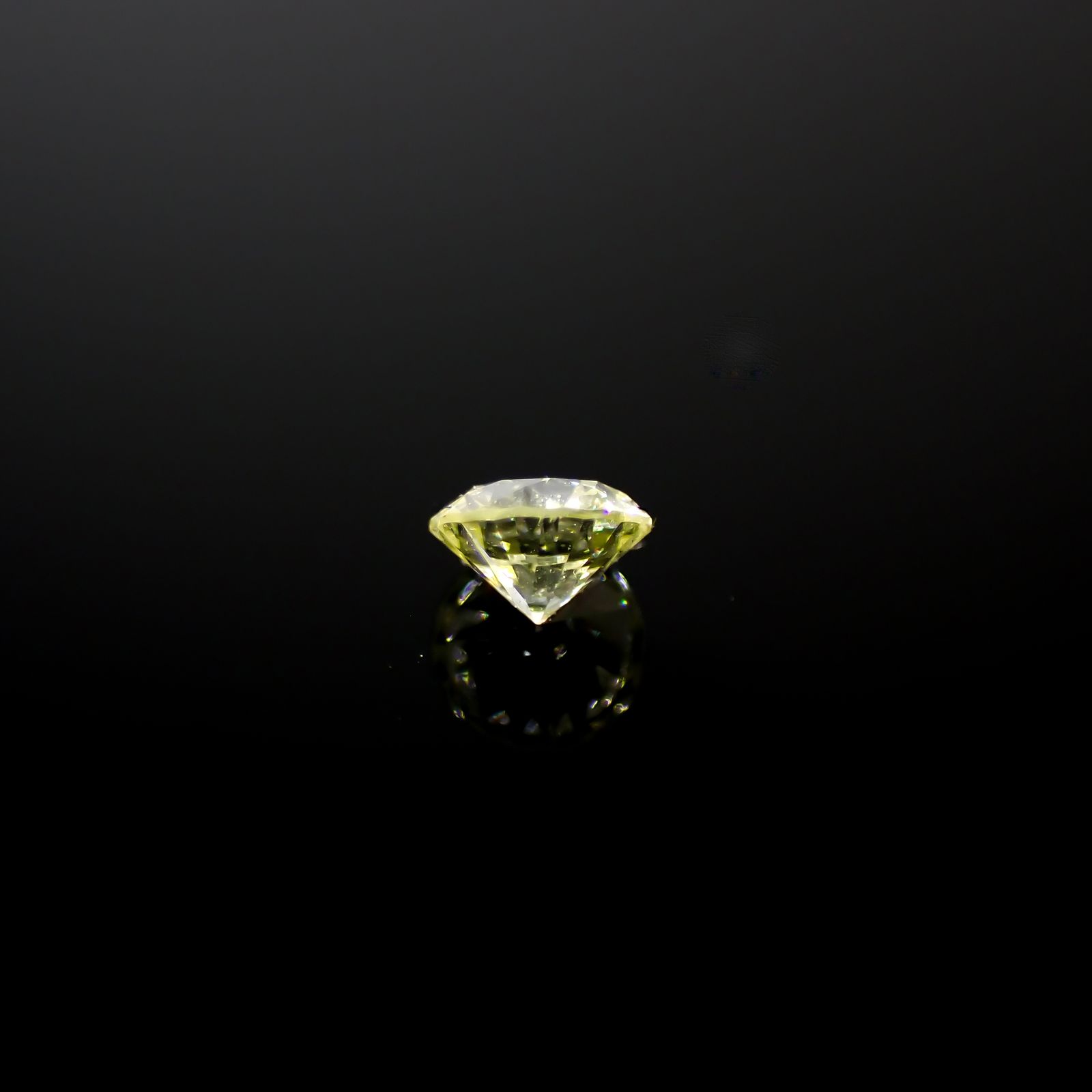 ライトイエローダイヤモンド TTLC/ I  0.096ct[240326877]2.8x2.8mm前後