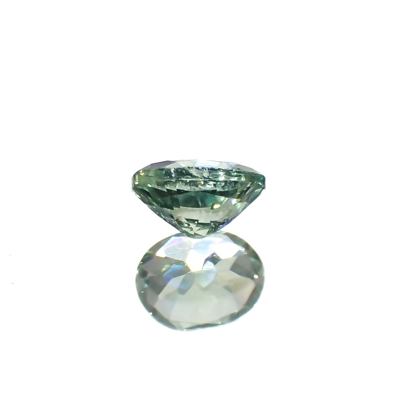 モンタナサファイア(宝石名サファイア)アメリカ・モンタナ州産 0.20ct 識別済[230321276]3.8x2.9mm前後