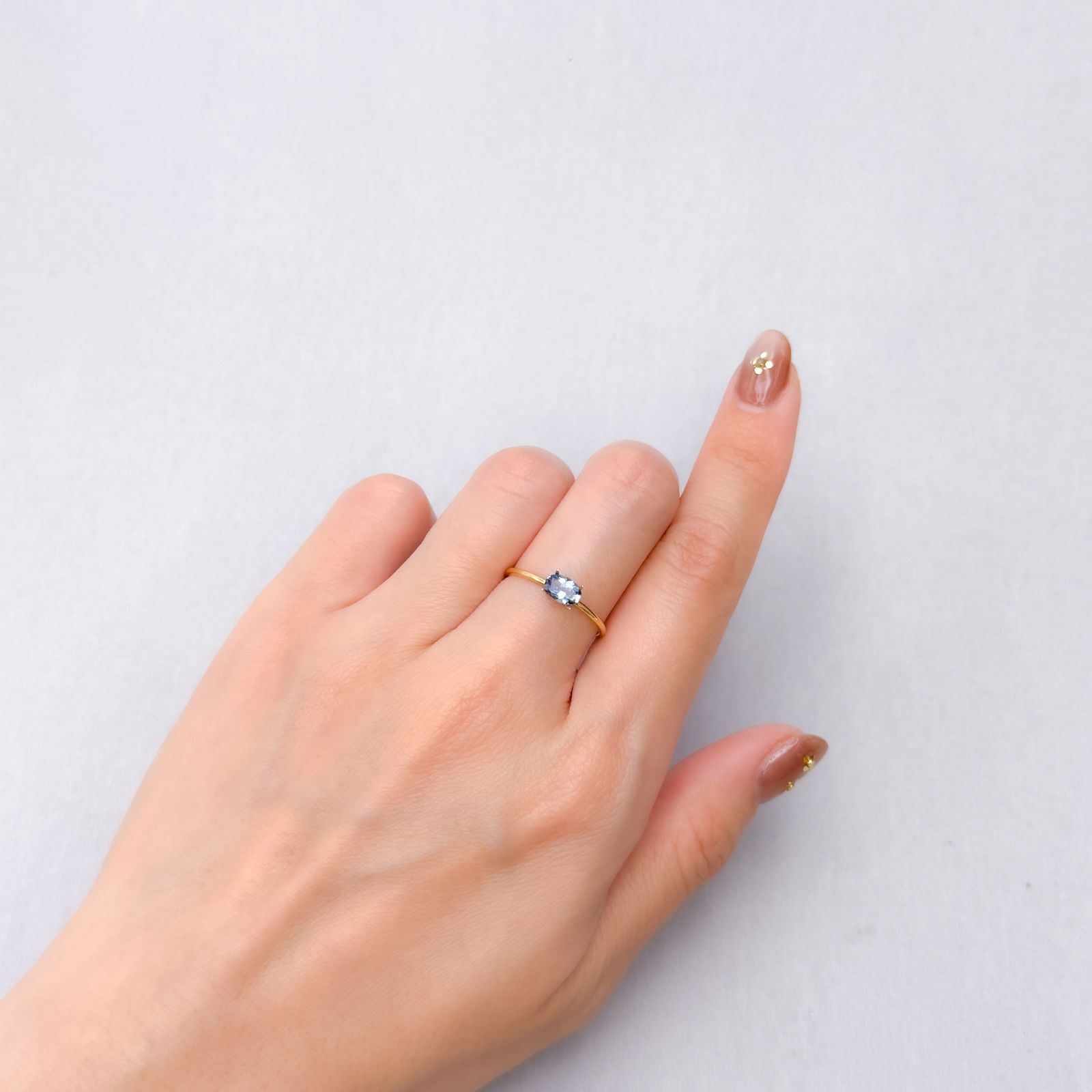 アクアマリン サンタマリアカラー ナイジェリア産 0.32ct [250329943]6x3.9mm前後