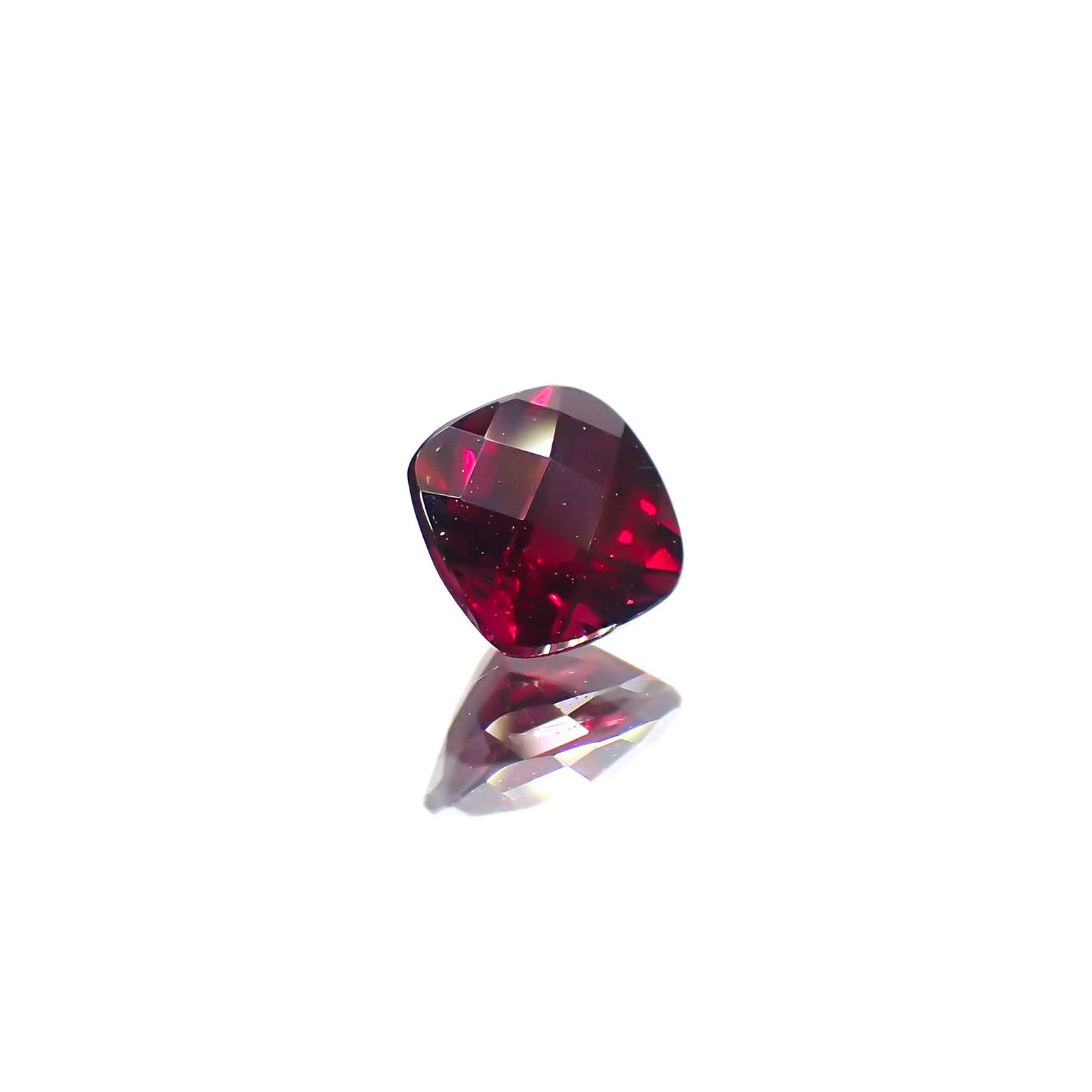 ◇チェッカーカット◇アントヒルガーネット(クロムパイロープガーネット) アメリカ・アリゾナ州産 0.38ct[230722883]4.1x4.1mm前後