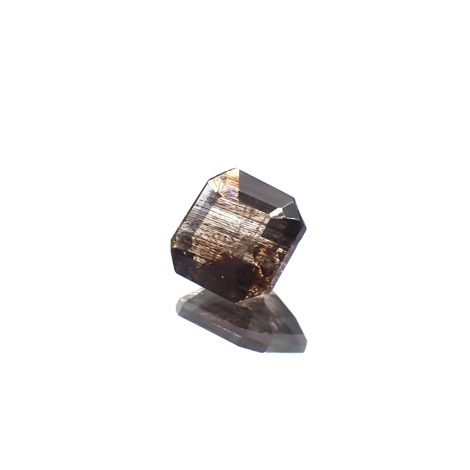 レインボースキャポライト ブラジル産 0.50ct[230320925]5x5mm前後