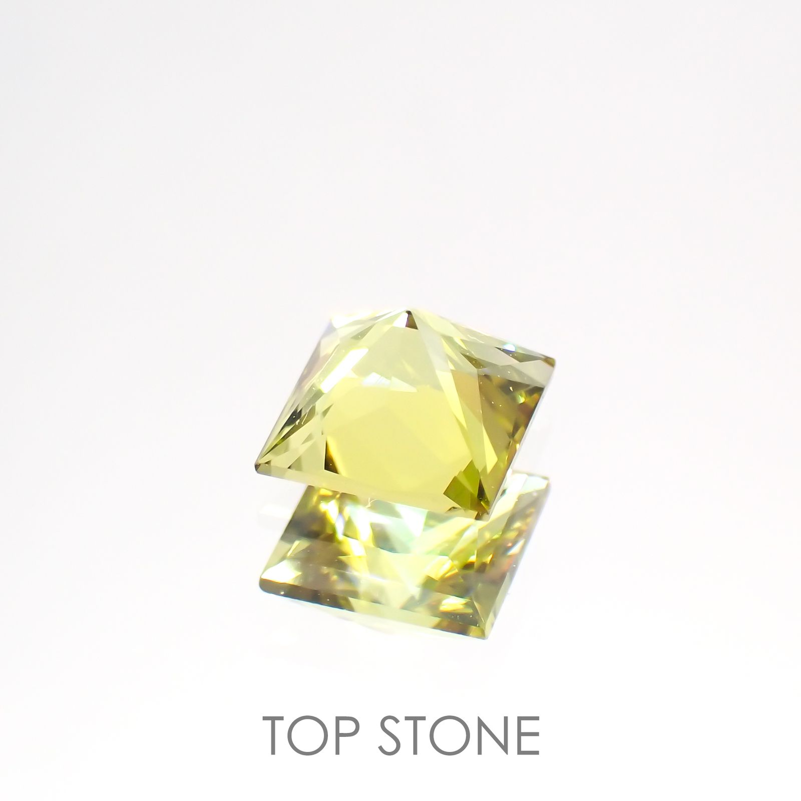 ◇プリンセスカット◇カナリートルマリン(宝石名イエロー・トルマリン) モザンビーク産 0.642ct ソ付(彩珠)[20117434]5×5mm前後