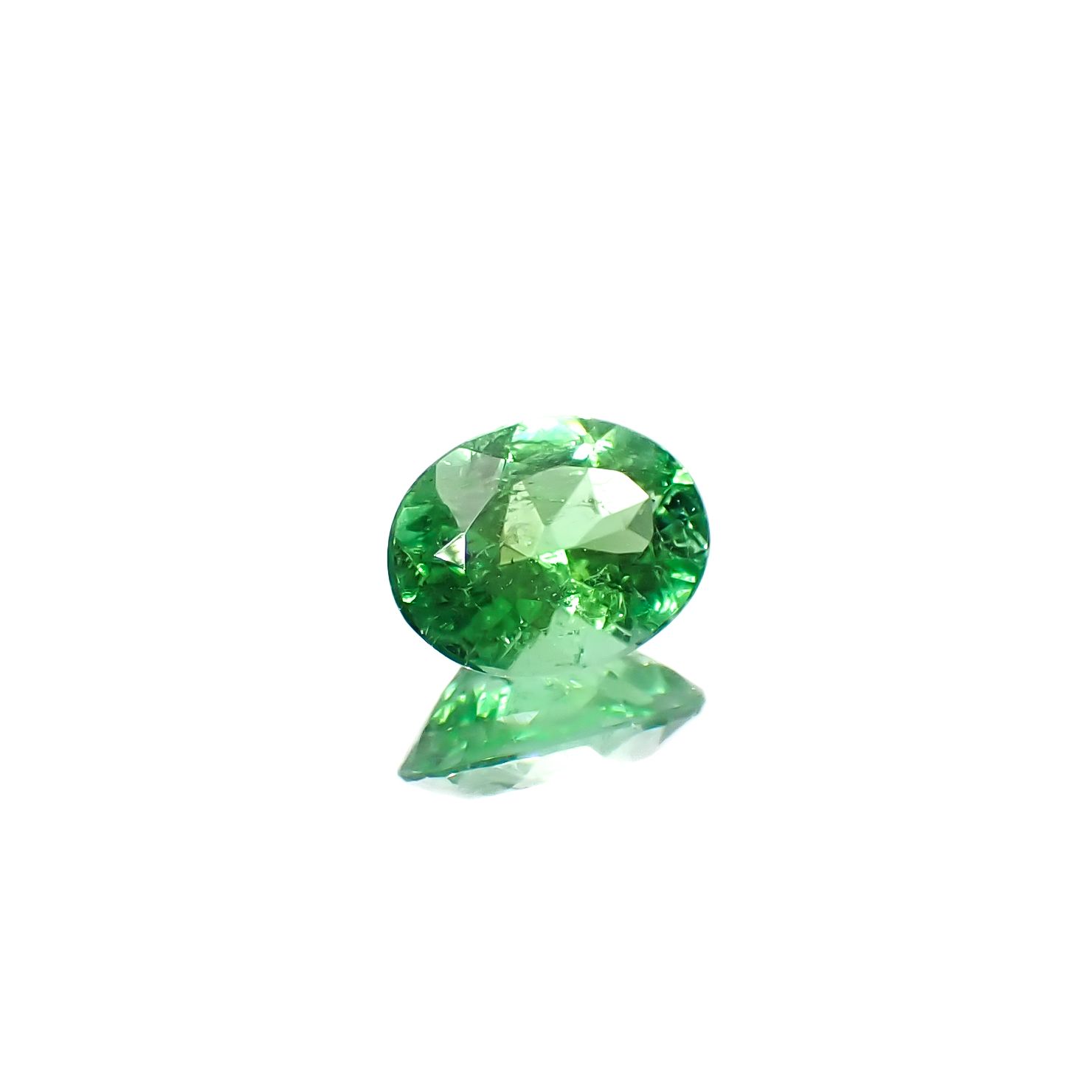 パライバトルマリン ブラジル・パライバ州バターリャ鉱山産 0.49ct[240928735]5.9x4.5mm前後