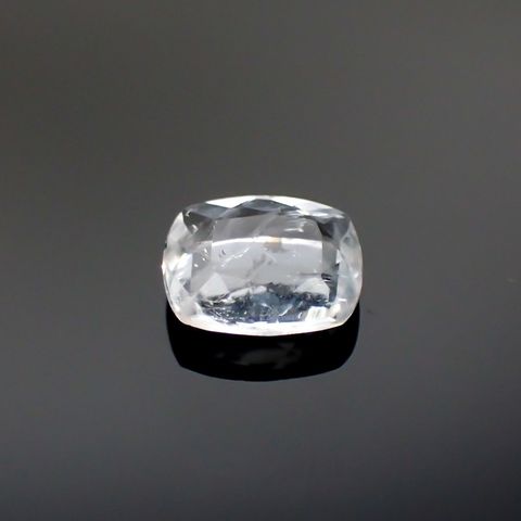 ユークレース(宝石名ユークレース)ブラジル産 0.488ct ソ付(彩珠)[230522046]5.7x4.8mm前後