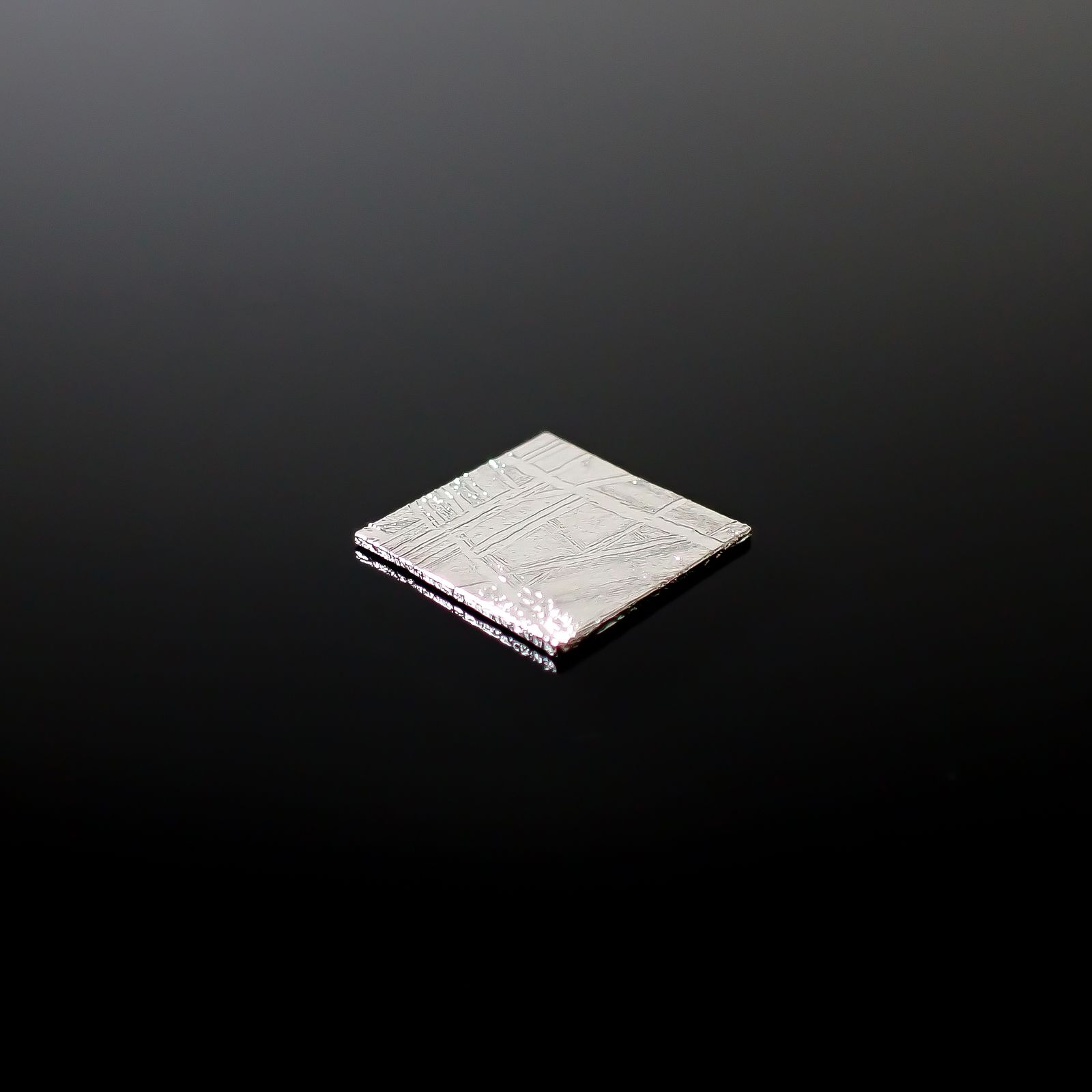 アルタイ隕石 発見地：中国 1.85ct [250129812]10.1x10mm前後