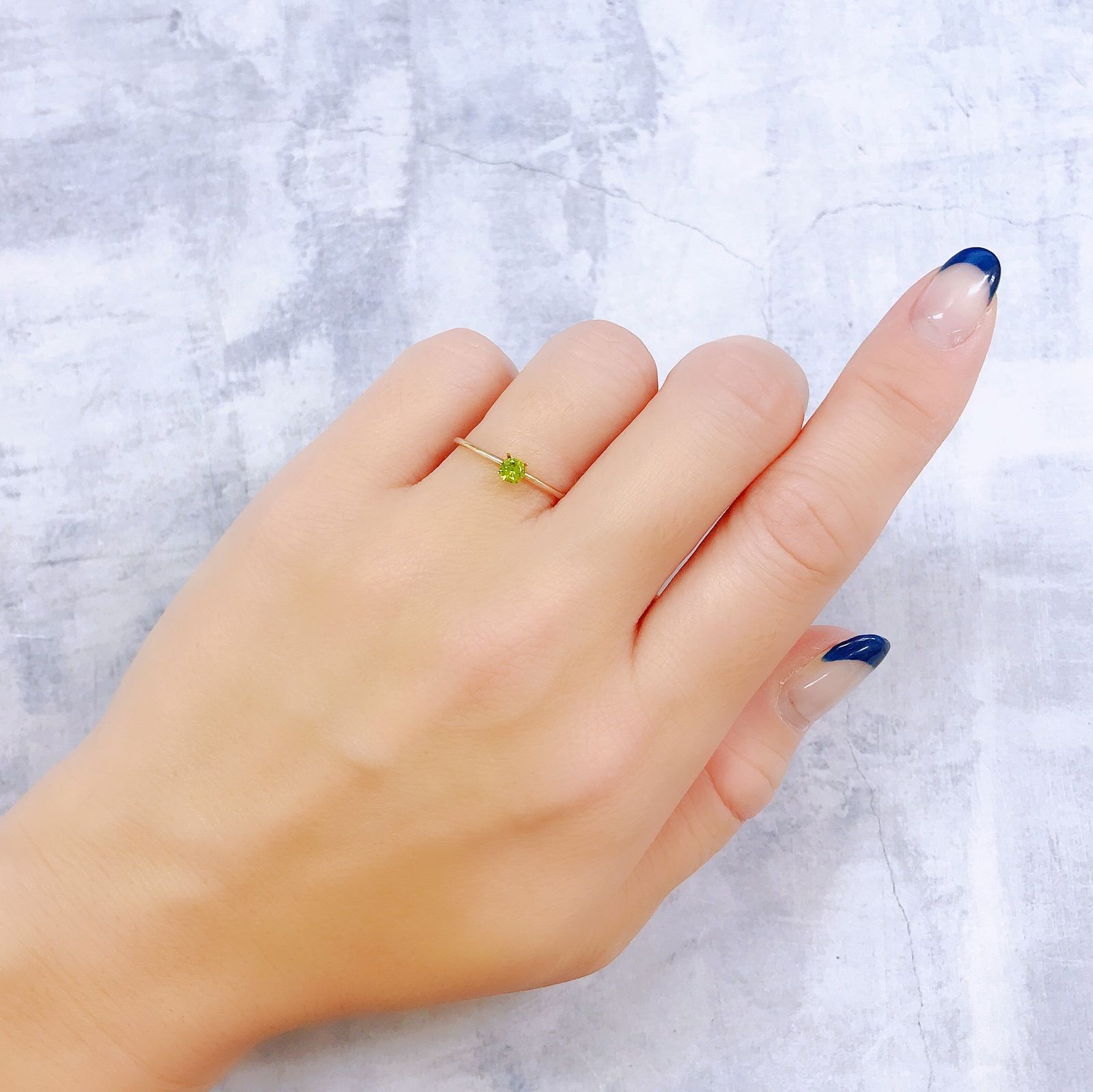デマントイドガーネット(宝石名デマントイド・ガーネット)ロシア産 0.19ct 識別済[221119163]3.4x3.4mm前後