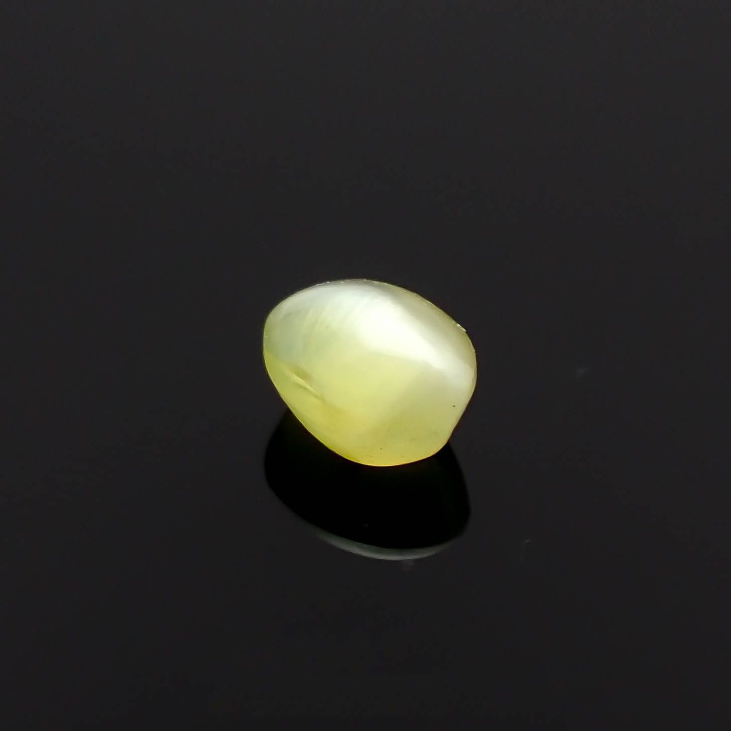 クリソベリルキャッツアイ スリランカ産 0.32ct[230119796]3.9x3.2mm前後