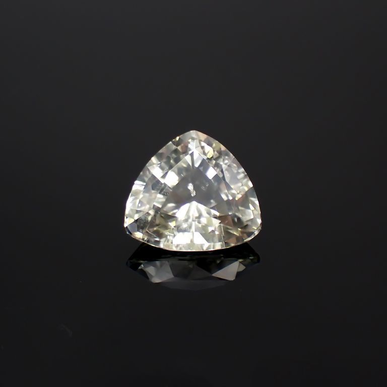 シリマナイト(宝石名シリマナイト)ビルマ産 7.532ct ソ付(彩珠)[221219728]12.6x13.7mm前後