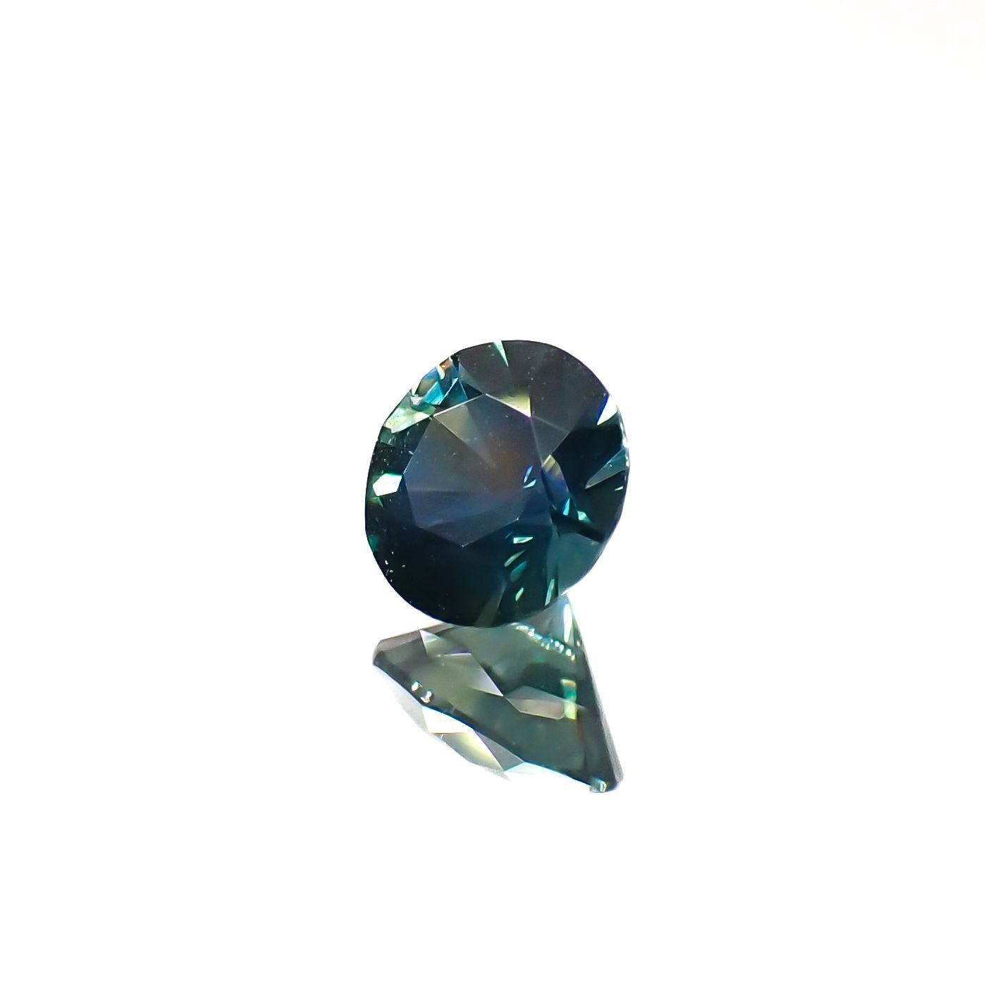 モンタナサファイア(宝石名サファイア)アメリカ・モンタナ州産 0.58ct 識別済[220616653]5.1x5.1mm前後
