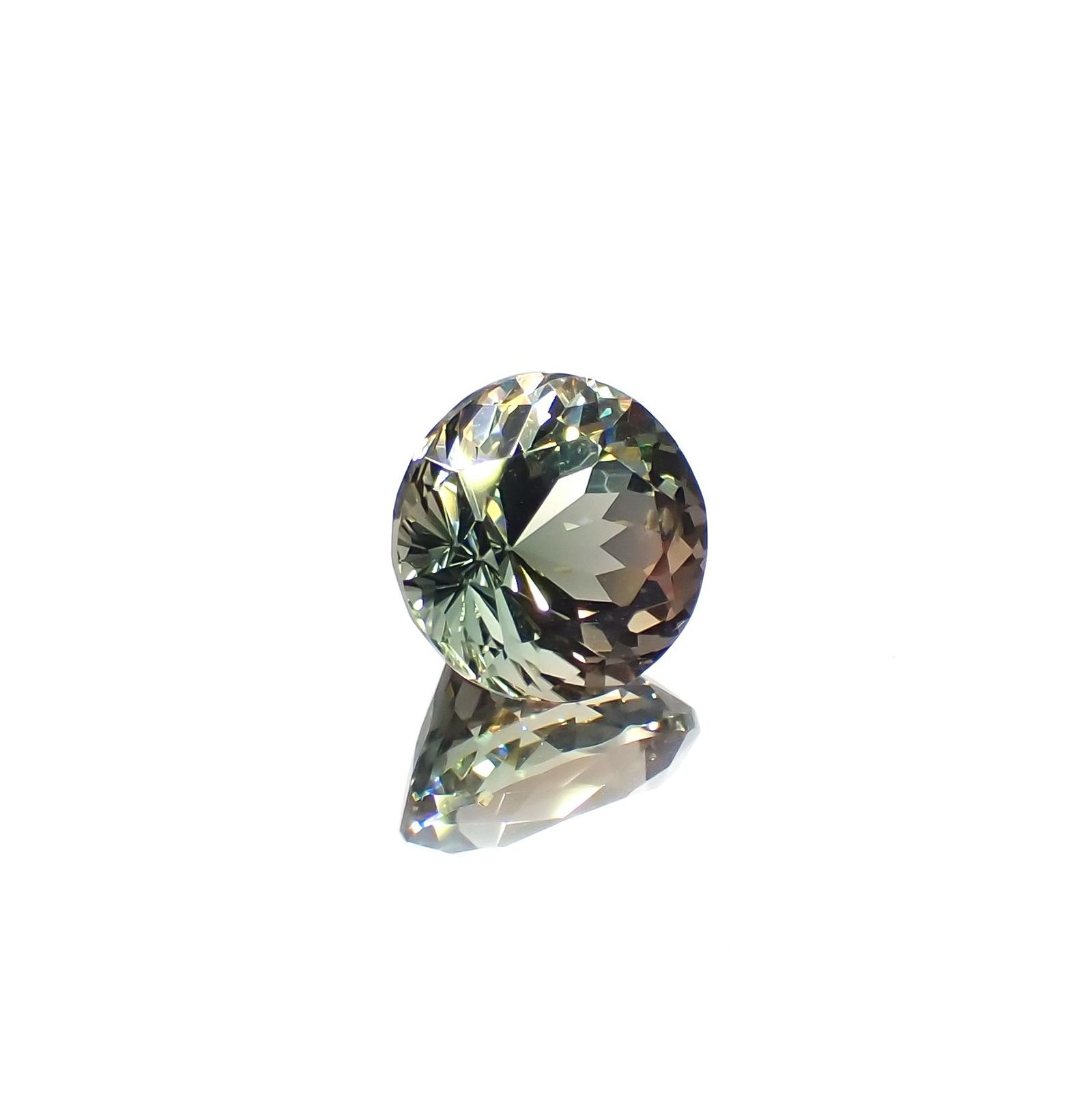 バイカラーオレゴンサンストーン(宝石名ラブラドライト)アメリカ・オレゴン州産 識別済 2.83ct / 9x8.9mm前後 [230321113]