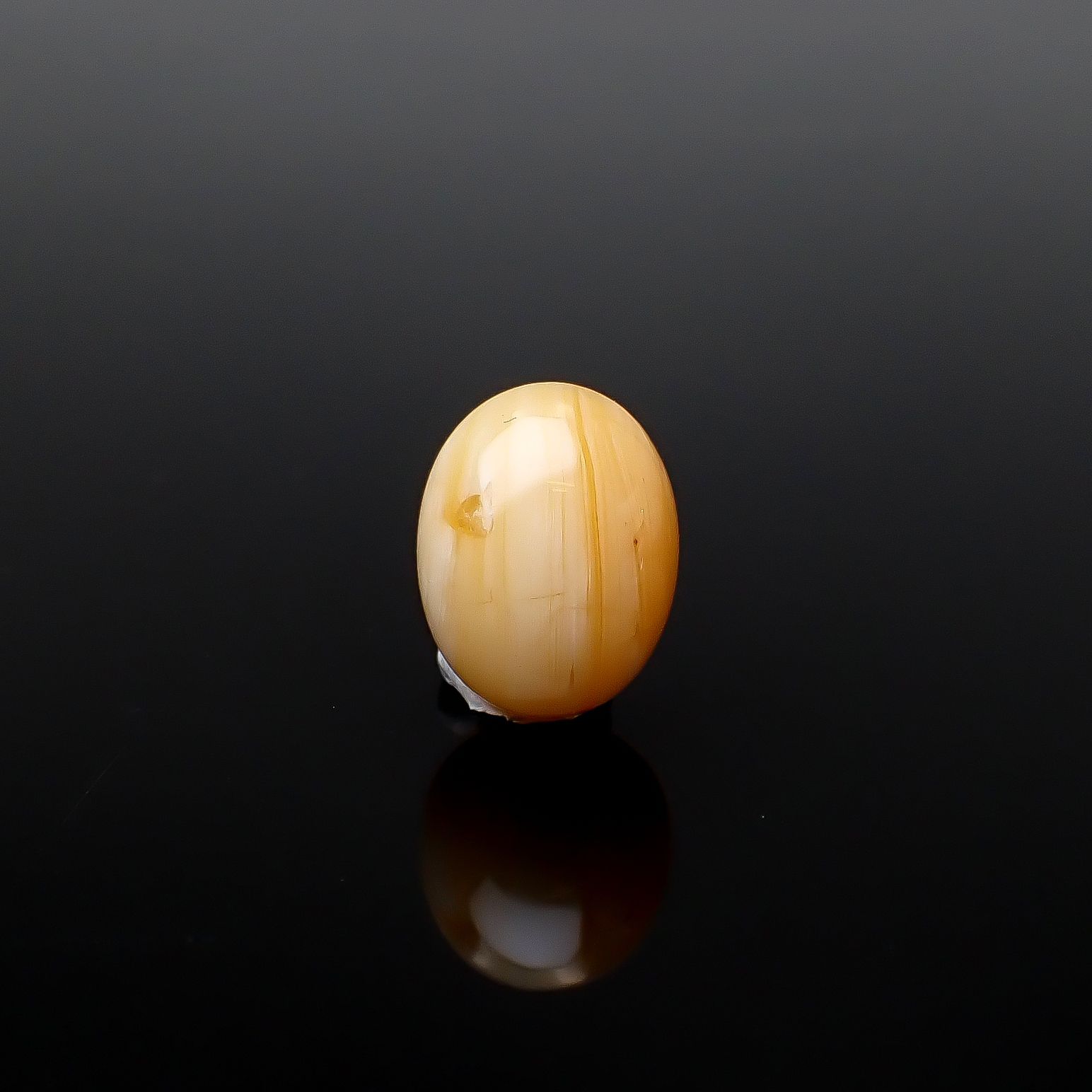北海道オパール 北海道河東郡鹿追町然別産 4.04ct [250630625]11.7x9mm前後