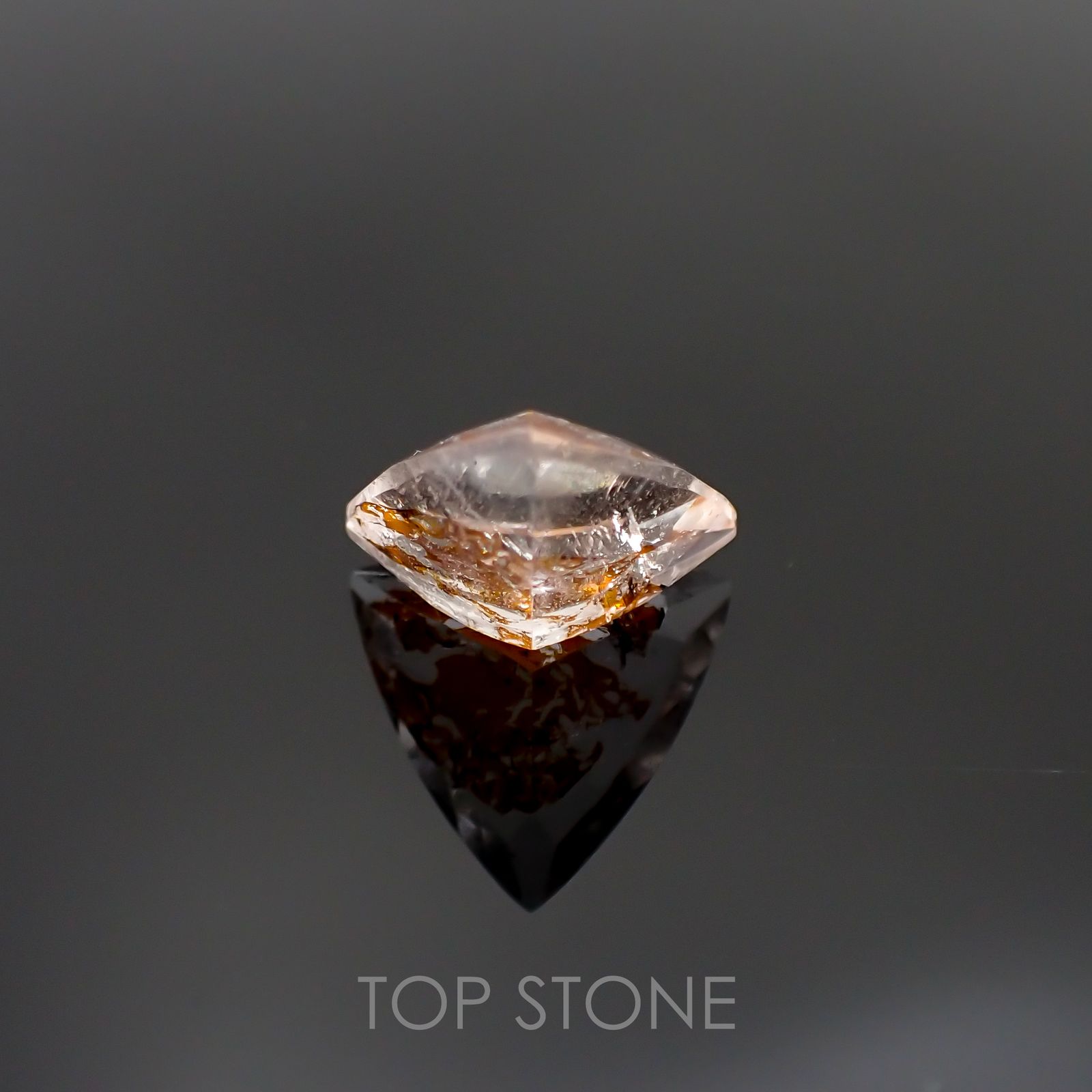 オーロラクォーツ ブラジル・ミナスジェライス産 4.70ct[220114378]12.4x13.1mm前後