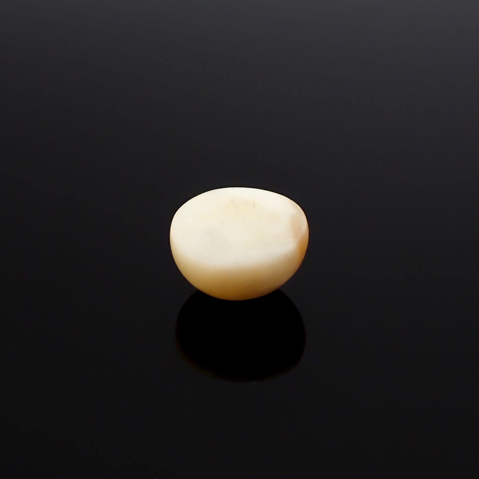 オパールキャッツアイ ブラジル・バイーア州産 2.76ct / 9.2x9.2mm前後 [260933097]