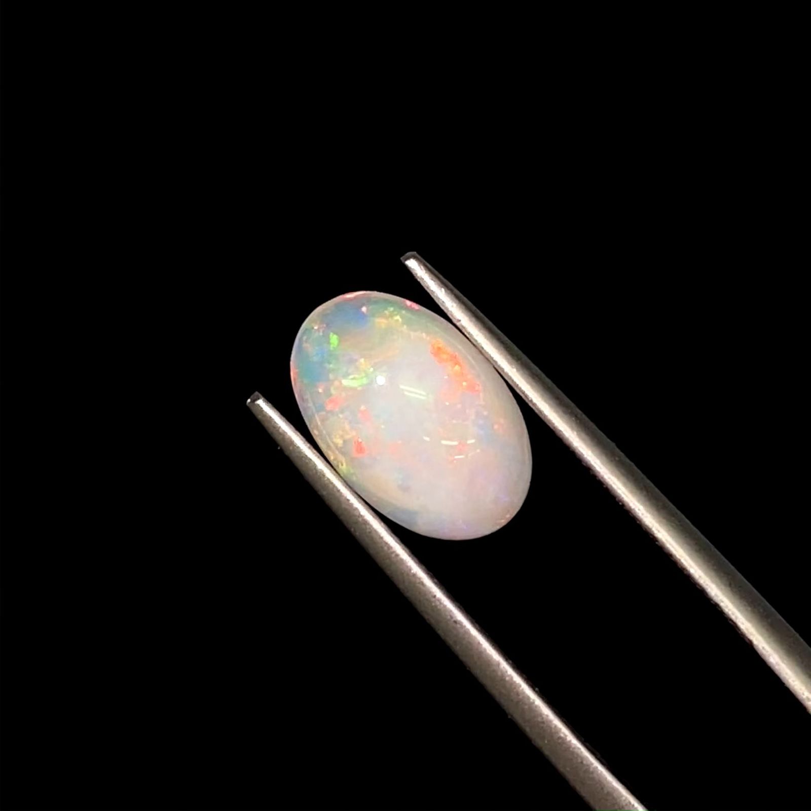 オパール(宝石名ホワイト・オパール)オーストラリア産 1.590ct ソ付
