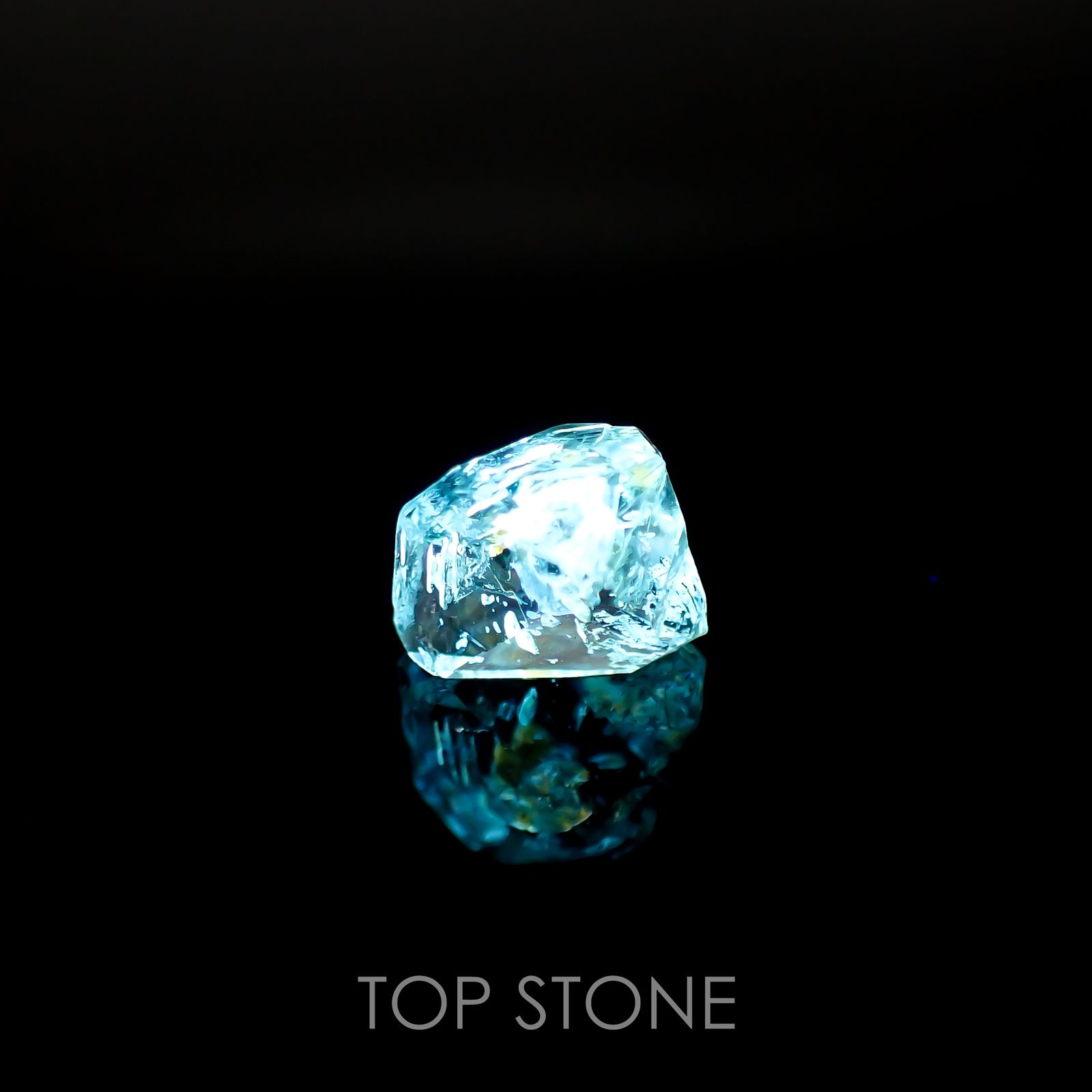 オイルインクォーツ 原石パキスタン産 2.09ct[220515866]8.8x6.9mm前後