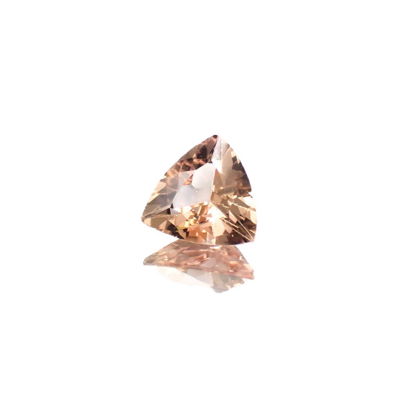 インペリアルトパーズ(宝石名トパーズ)ブラジル産 識別済 0.40ct / 4.9x4.9mm前後 [220917920]