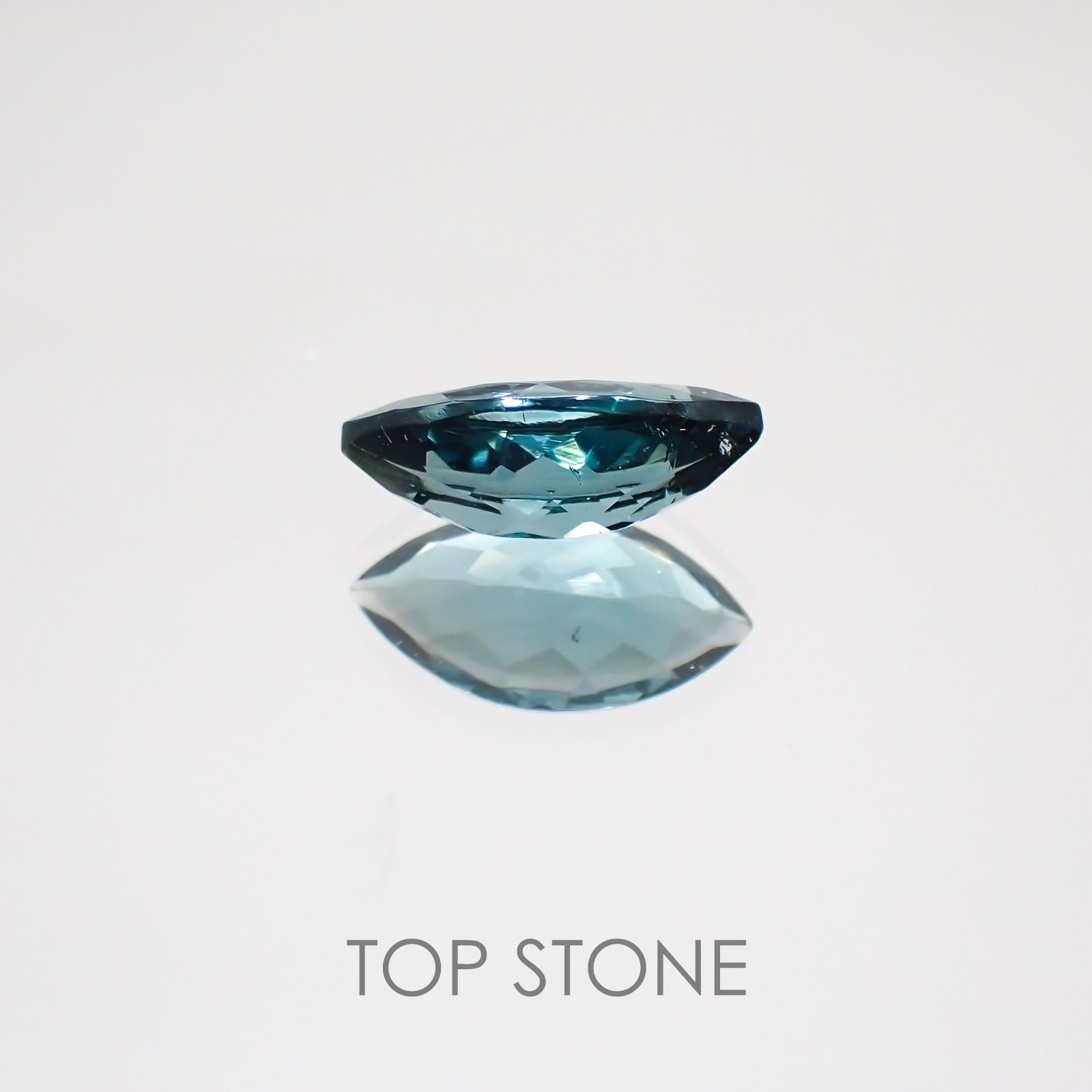 ブルートルマリン ブラジル産 ルース 1.16ct[20128793]10.2×5.1mm前後