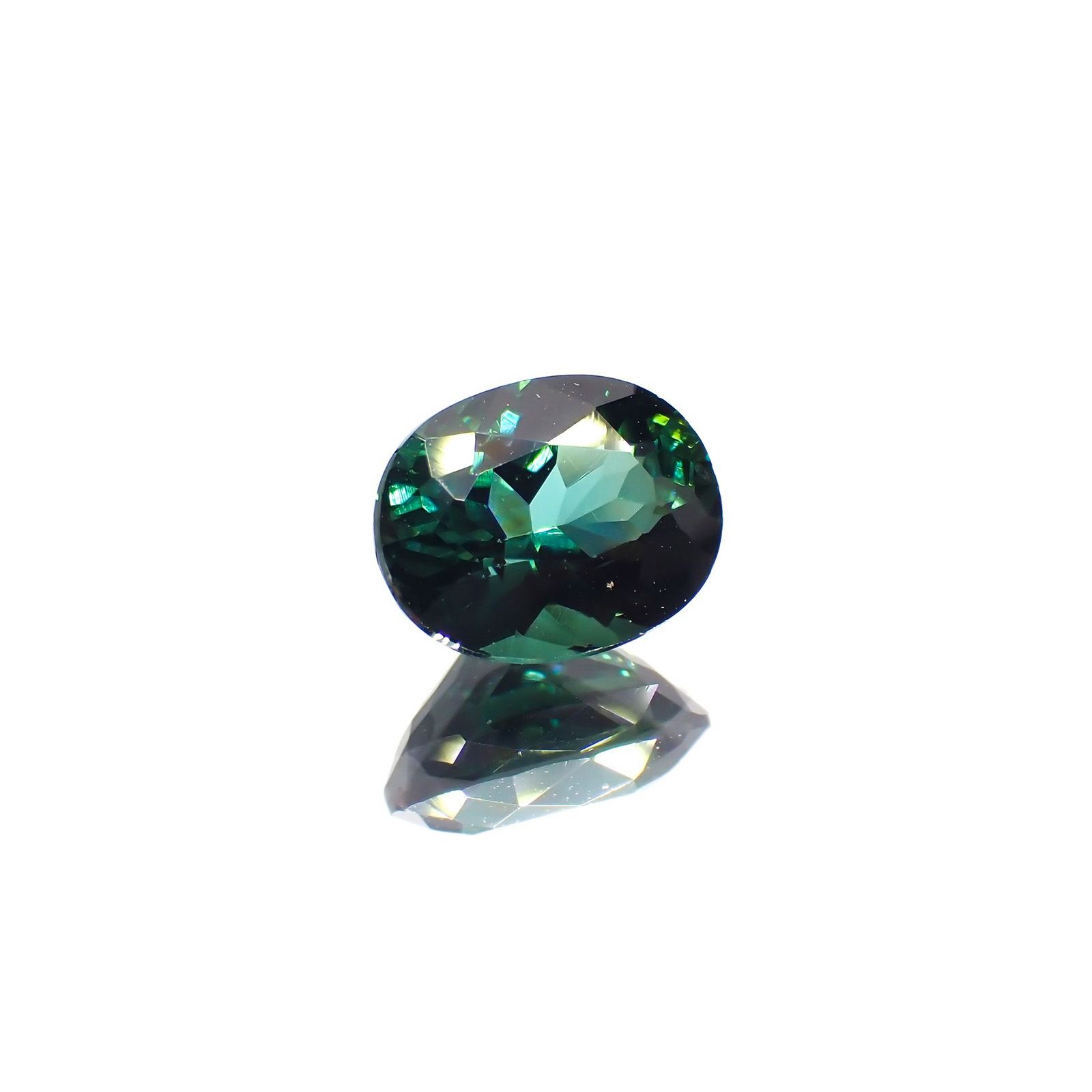 グリーントルマリン(宝石名グリーン・トルマリン) ブラジル産 ソ付(彩珠) 1.891ct / 8.4x6.7mm前後 [210711591]