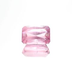 ピンクスピネル(宝石名ピンク・スピネル)タンザニア産 1.486ct ソ付(彩珠)[230722576]7.4x4.8mm前後