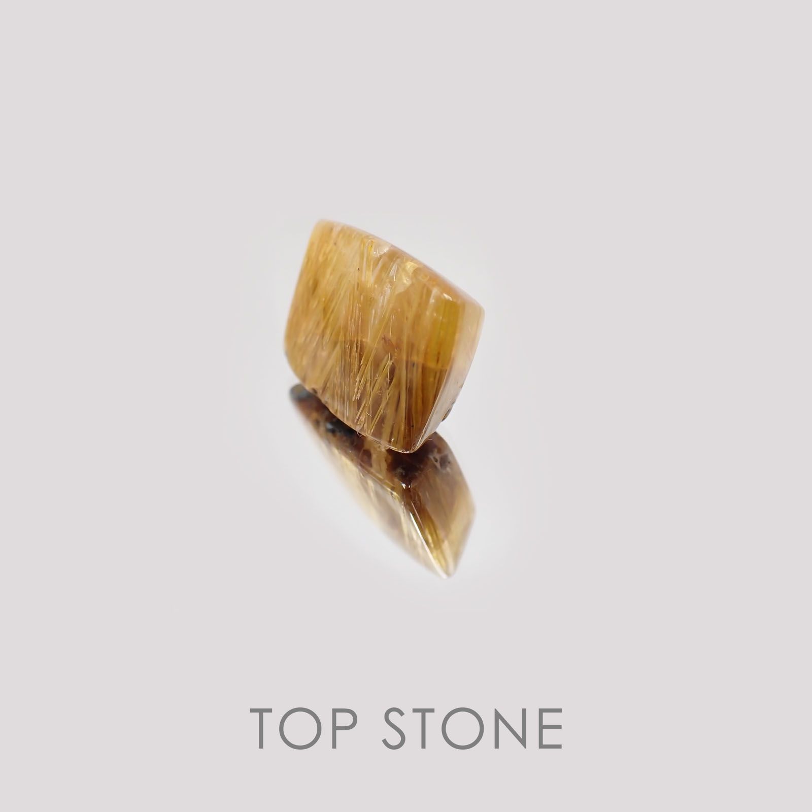 タイチンルチルクォーツ(宝石名ルチルレイテッド・クォーツ) ブラジル産 10.14ct 識別済[21019172]15×11.2mm前後
