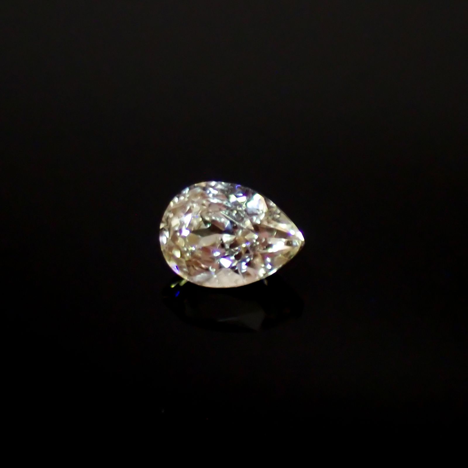 リューコガーネット ビルマ産 0.46ct[240728476]5.3x3.8mm前後