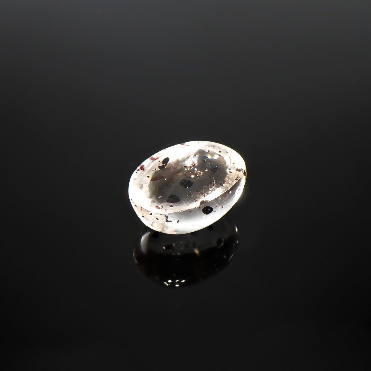 ヘマタイトインクォーツ 中国産 10.32ct[220115246]15.1x11.6mm前後
