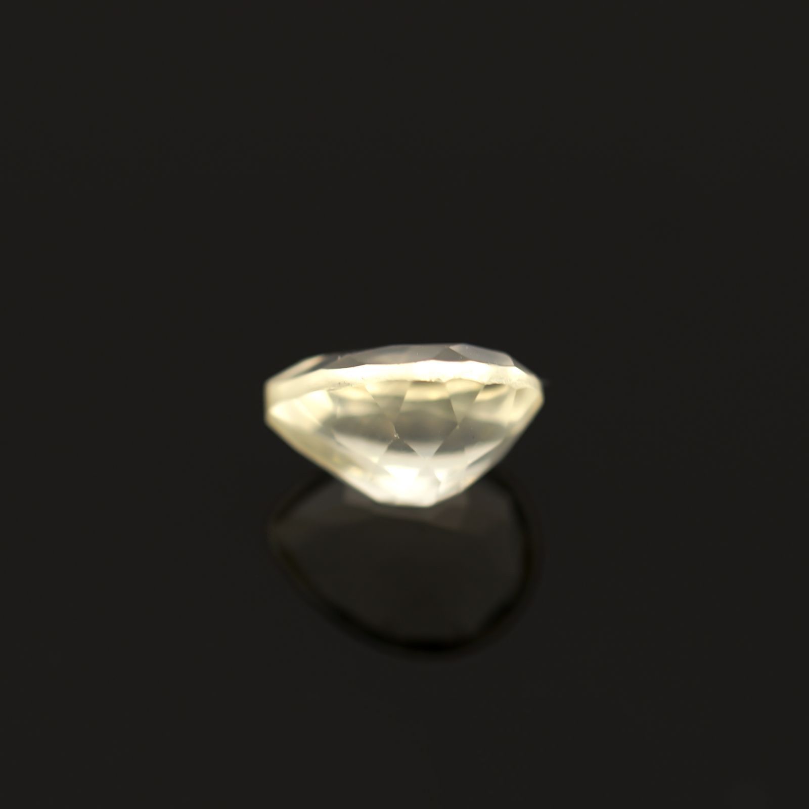 ゴールデンラブラドライト メキシコ産 2.71ct [230220355]10.3x8.1mm前後