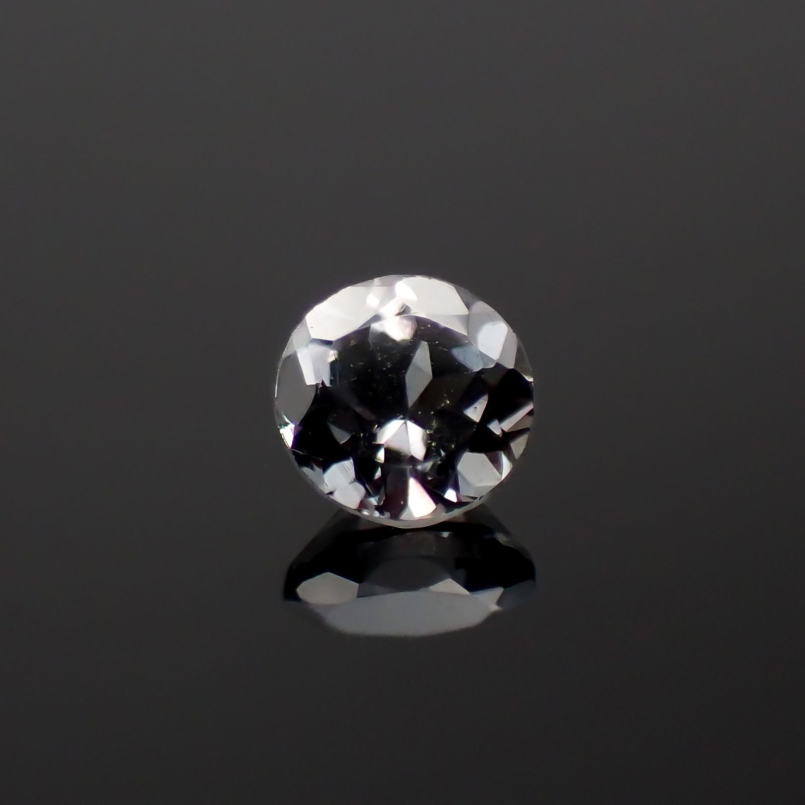 カラーチェンジガーネット アレキタイプ マダガスカル・ベキリー産 0.18ct[230522177]3.2x3.2mm前後