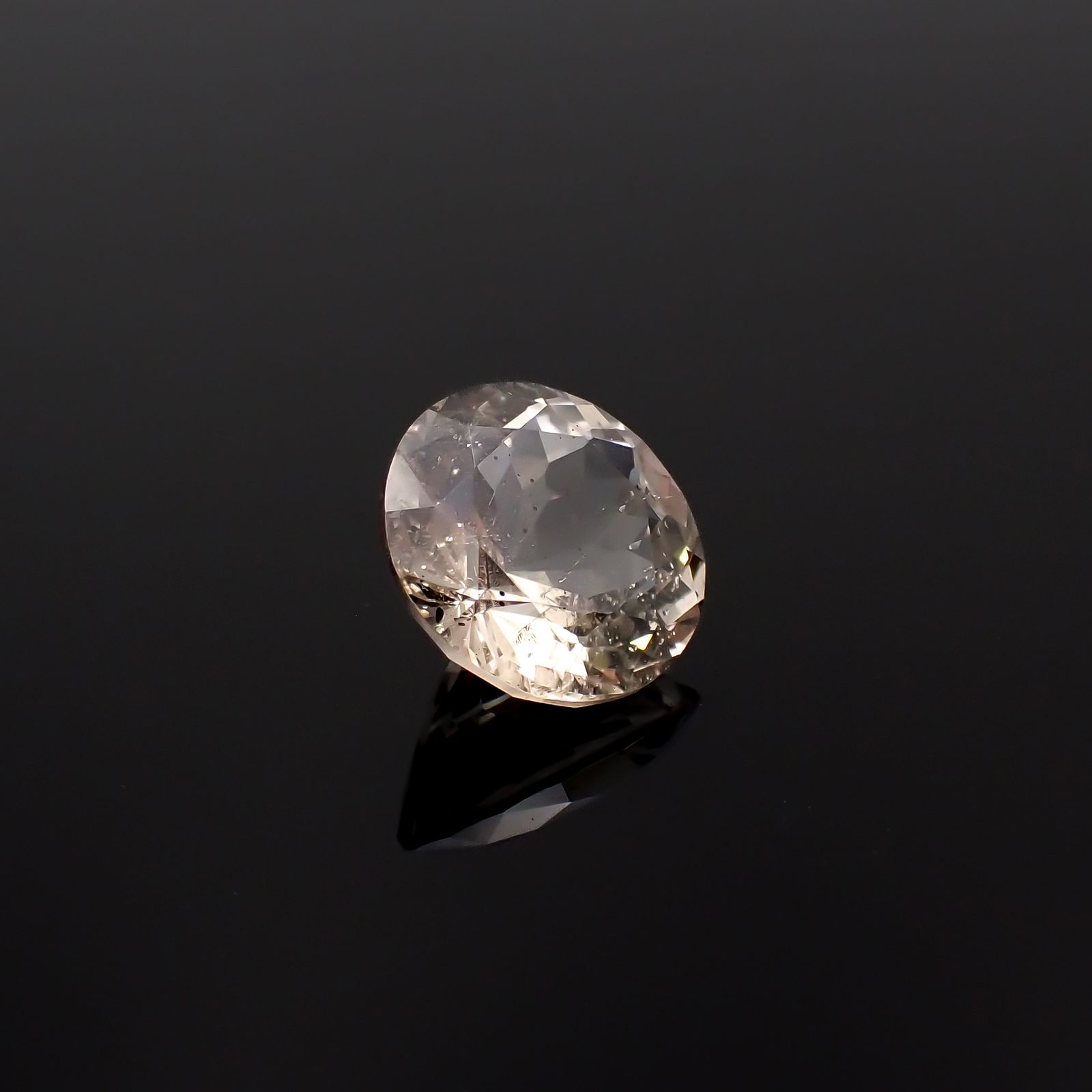 ティンカーベルクォーツ ブラジル産 2.68ct [230923479]9.4x9.4mm前後