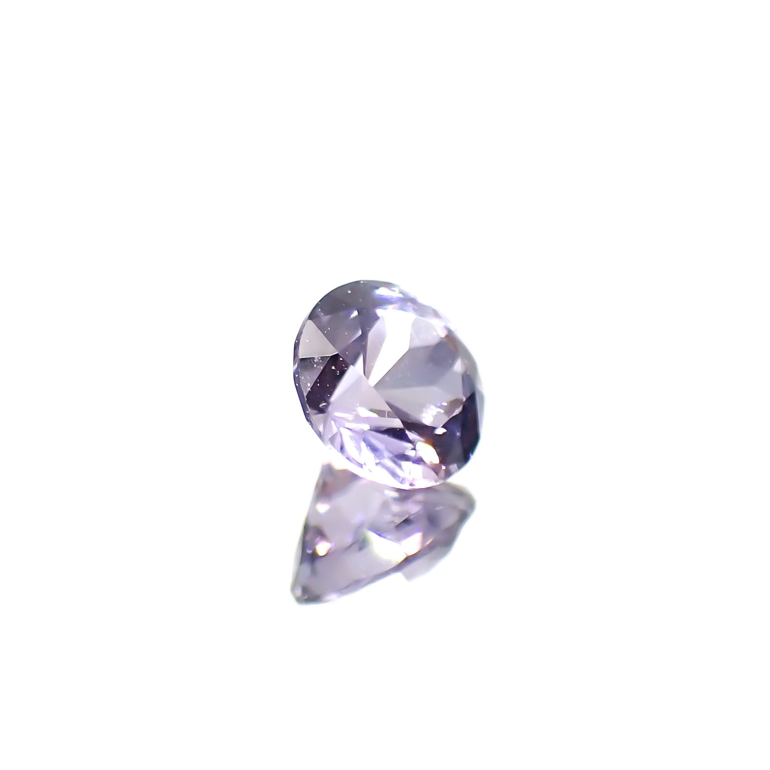バイオレットスピネル(宝石名スピネル)ビルマ/マダガスカル産 0.38ct 識別済[241029271]4.4x4.4mm前後