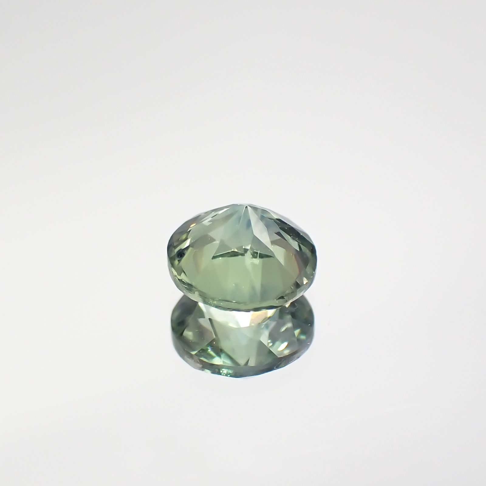 モンタナサファイア(宝石名サファイア) アメリカ・モンタナ州産 0.76ct 識別済[210712110]5.1×5.1mm前後
