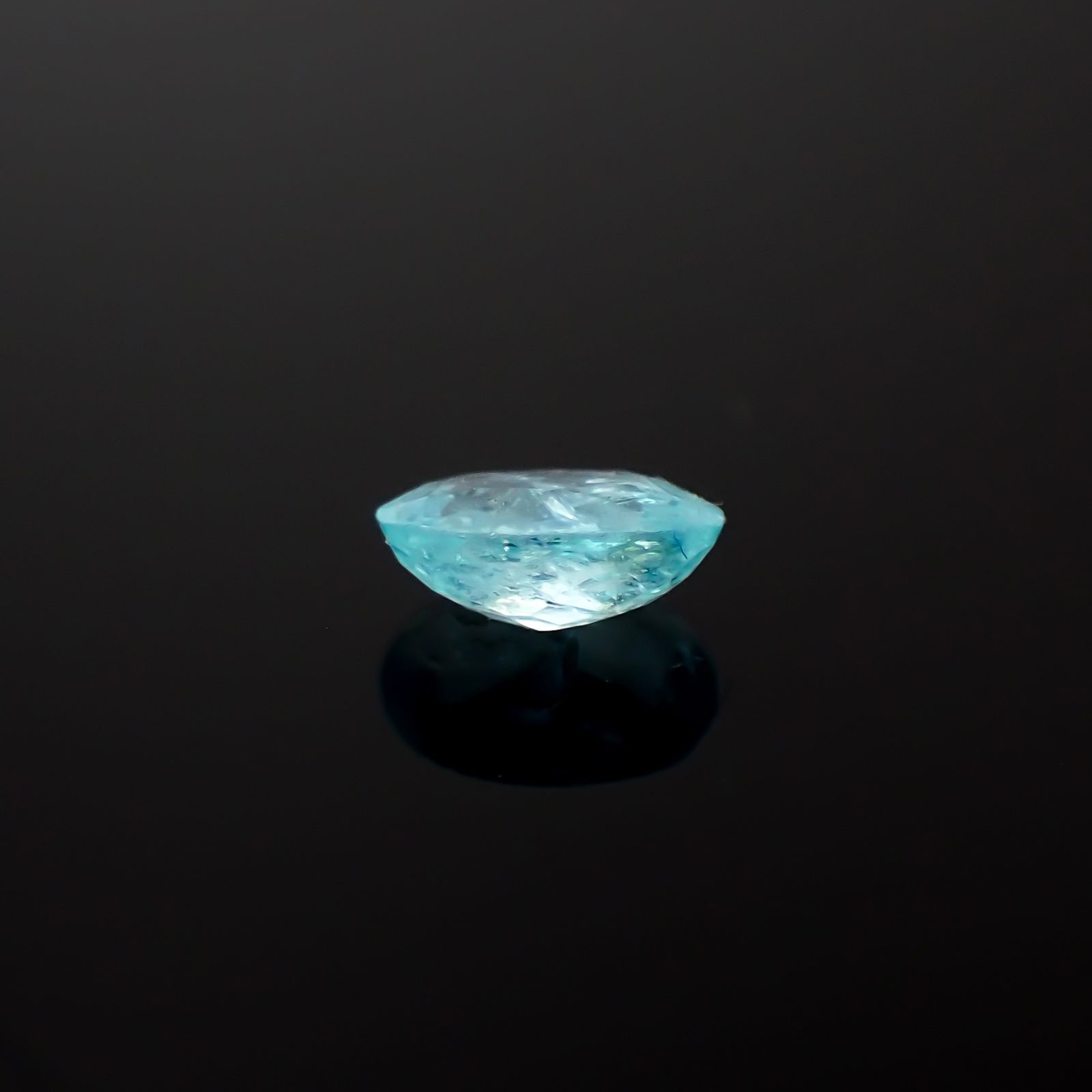 パライバトルマリン モザンビーク産 0.23ct[240928776]4.7x3.4mm前後