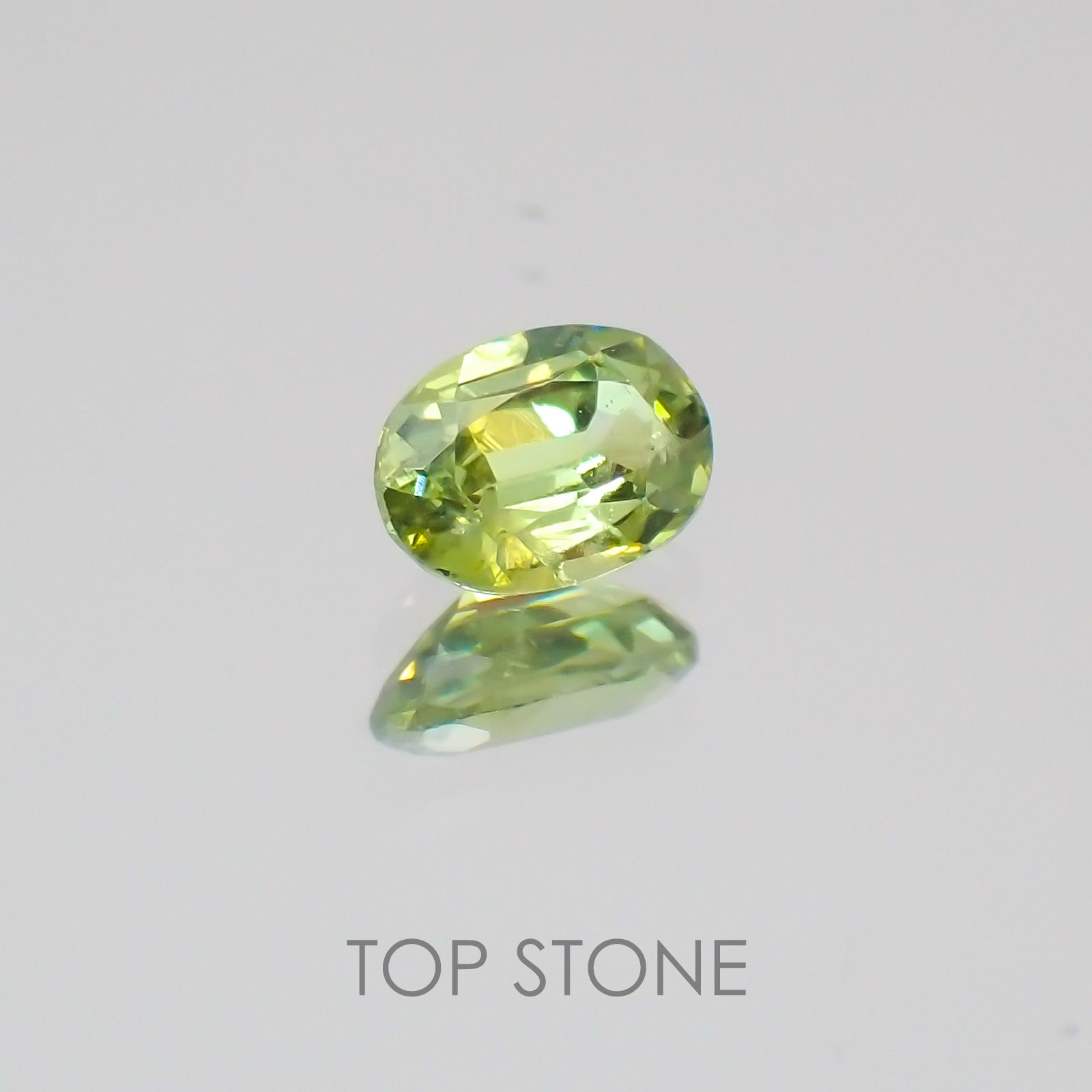 デマントイドガーネット ナミビア産 ルース 0.19ct[21059887]4.1×2.9mm前後
