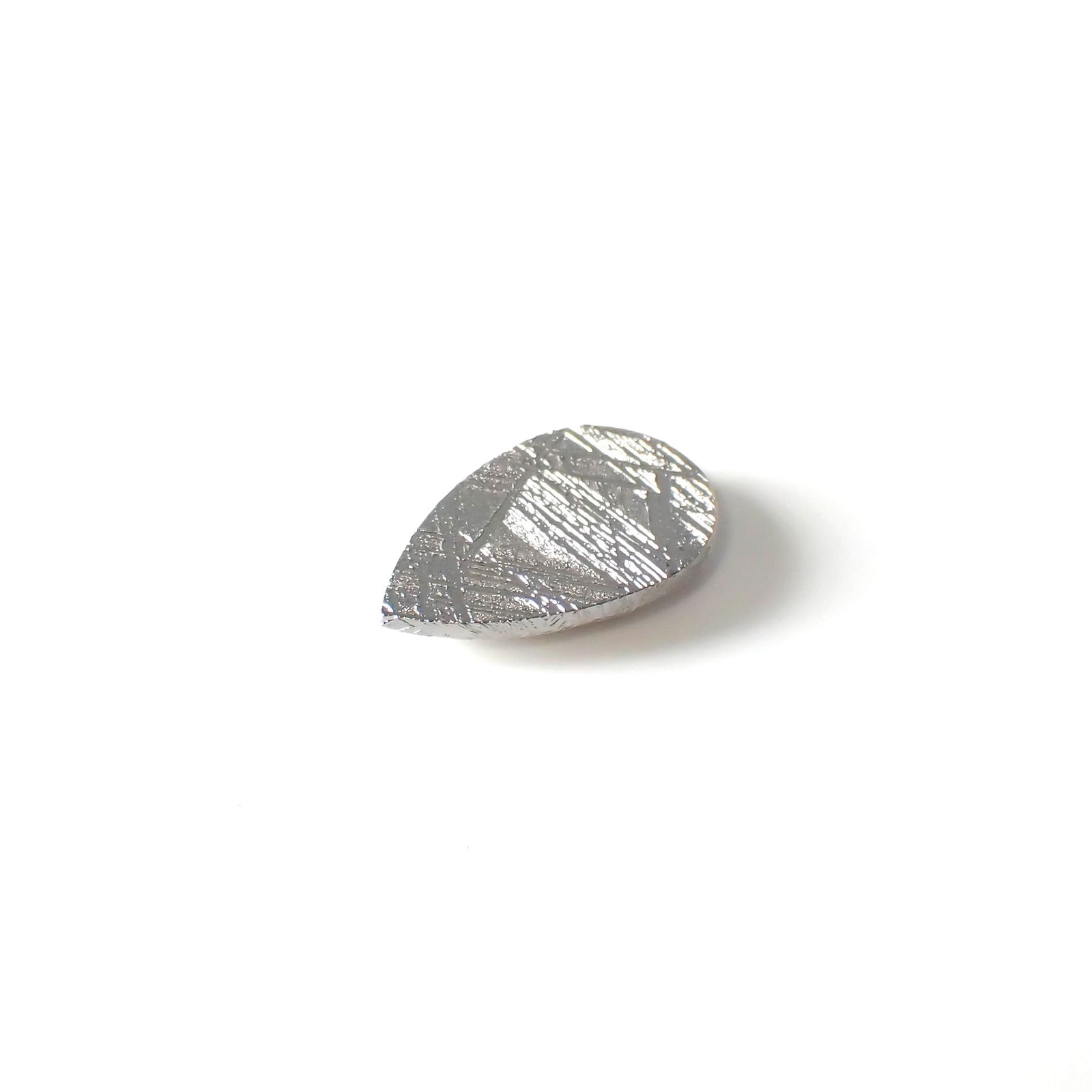 ムオニナルスタ隕石 発見地:スウェーデン 9.83ct[240125800]15.8x9.9mm前後