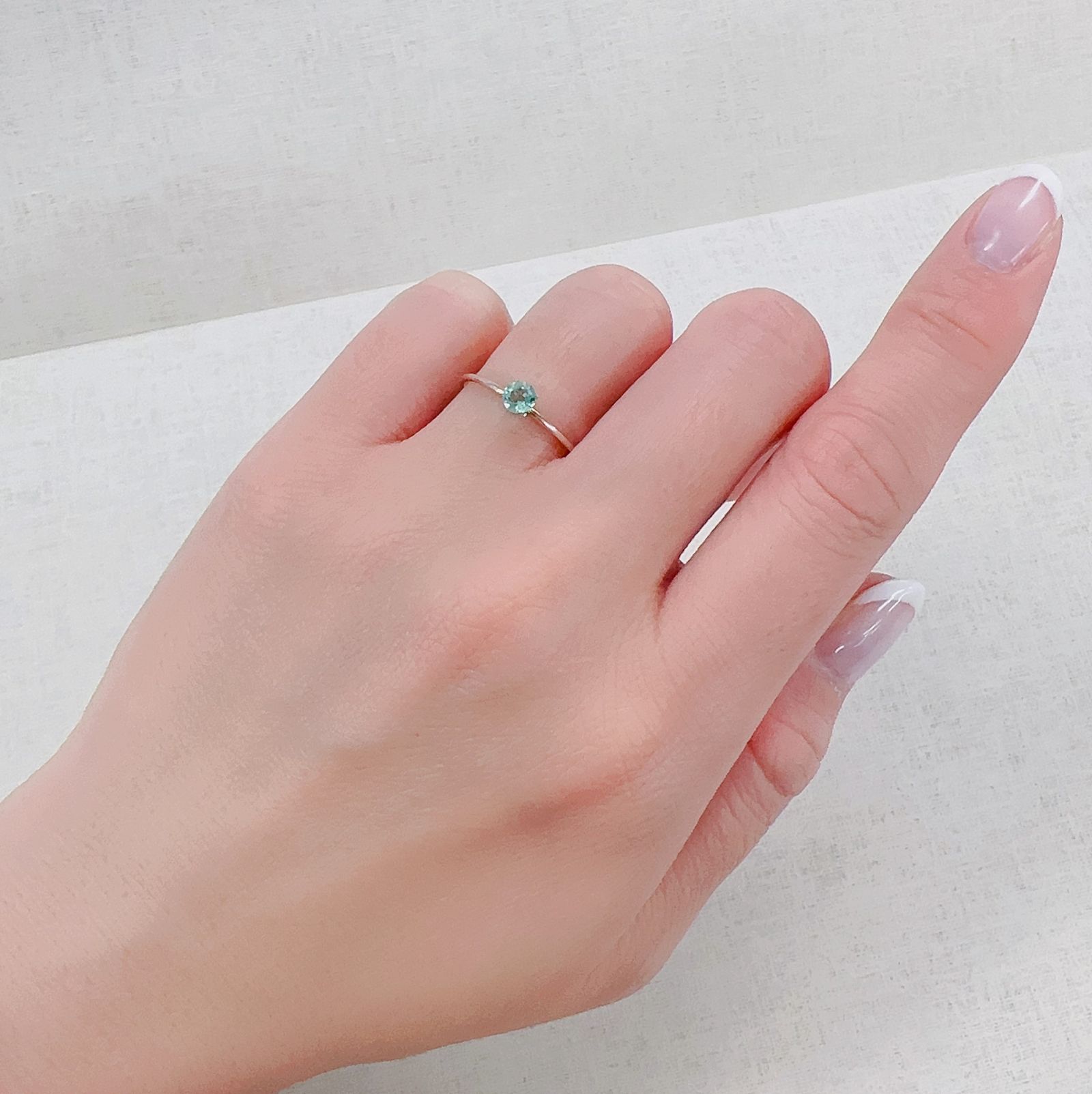 パステルカラーエメラルド コロンビア産 0.26ct[230421729]3.9x3.8mm前後