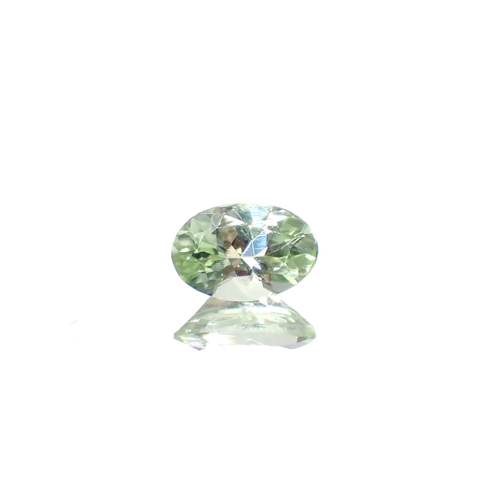 ミントペリドット パキスタン/ノルウェー産 0.41ct [250730639]5.9x4mm前後