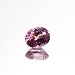 カラーシフトマラヤガーネット(宝石名ガーネット)タンザニア産 0.90ct 識別済[220115005]6.1x4.9mm前後