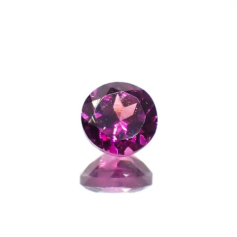 マラヤガーネット(宝石名ガーネット)タンザニア産 0.39ct 識別済[230823050]4.1x4mm前後