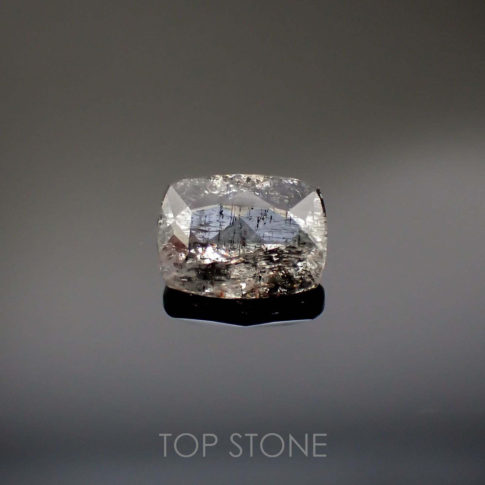 モスアクアマリン ブラジル産 1.24ct[220716803]8.1x6.1mm前後