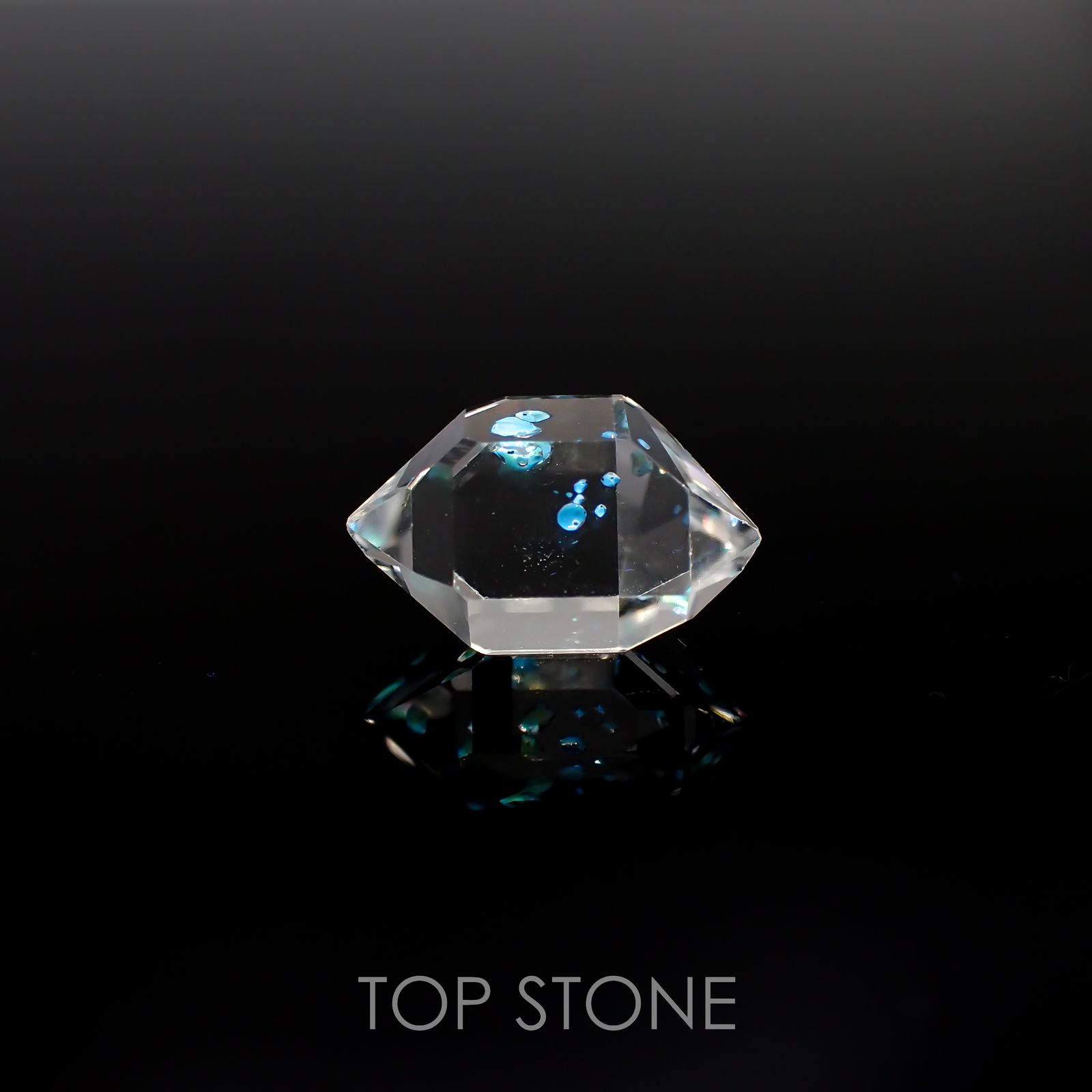 オイルインクォーツ 原石 パキスタン産 4.11ct[220917867]13.1x8.5mm前後