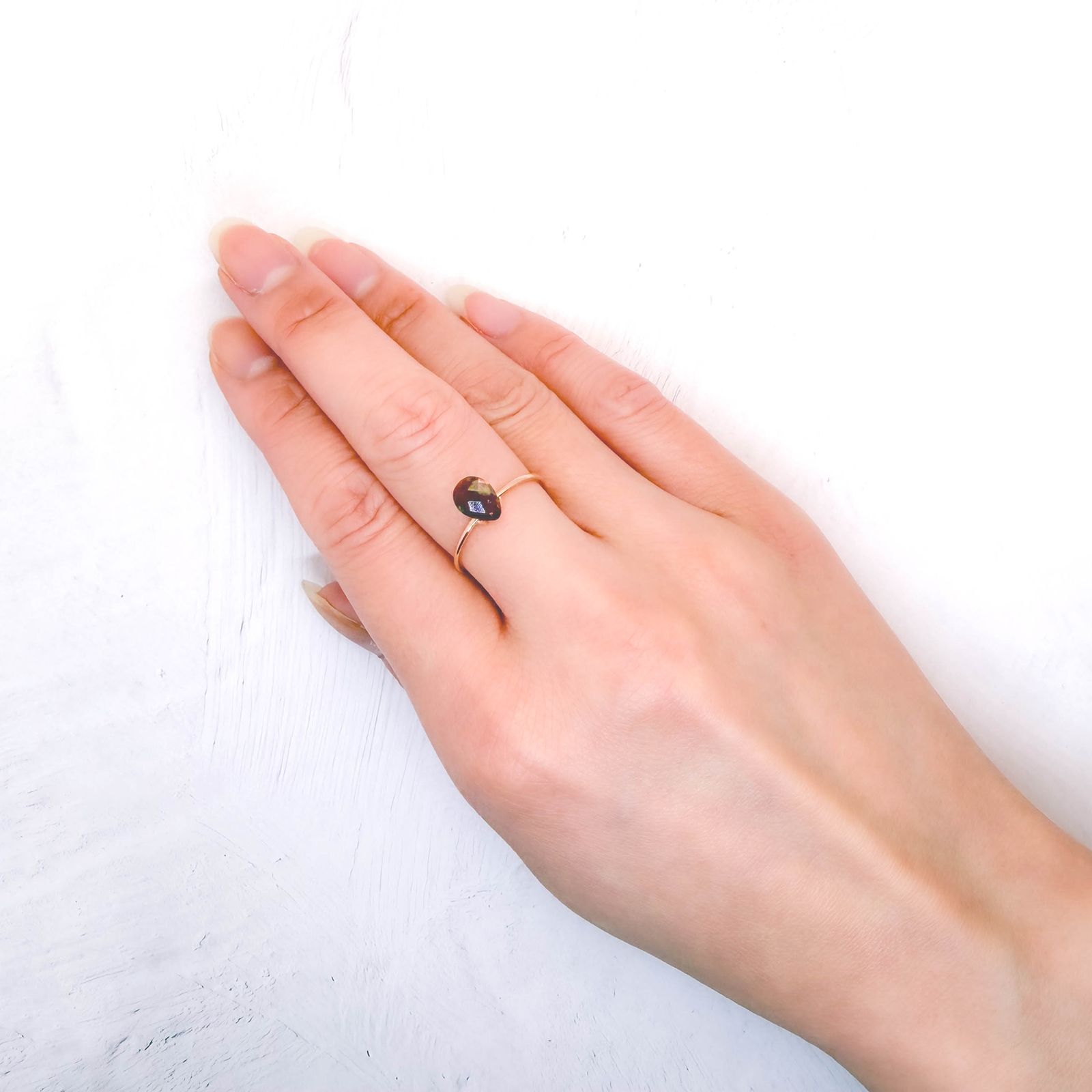 ◇リバーシブル・チェッカーカット◇レインボーガーネット 日本・奈良県産 1.42ct / 7.9x5.8mm前後 [260432084]