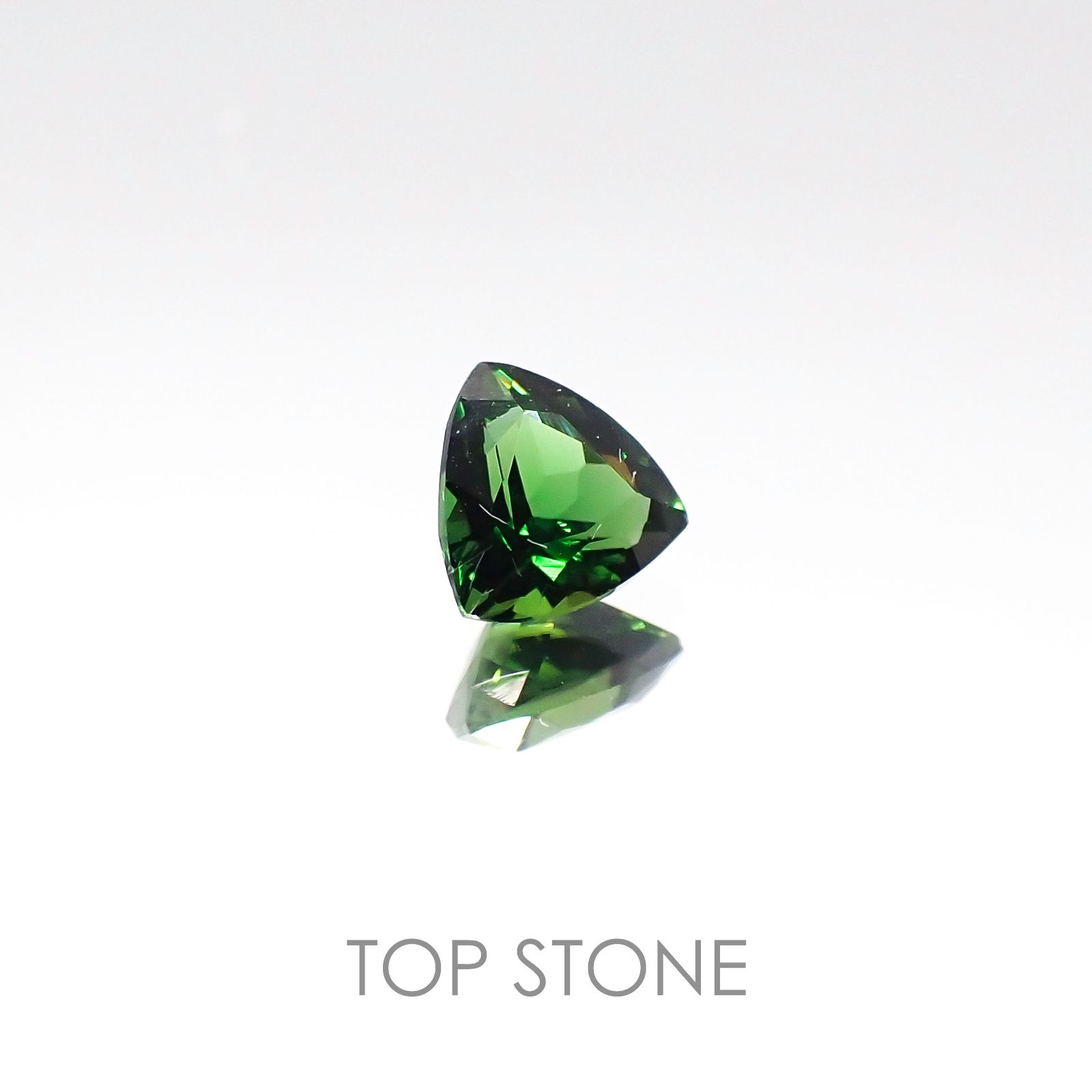 クロムトルマリン タンザニア産 ルース 0.34ct[20096202]4.7×4.6mm前後